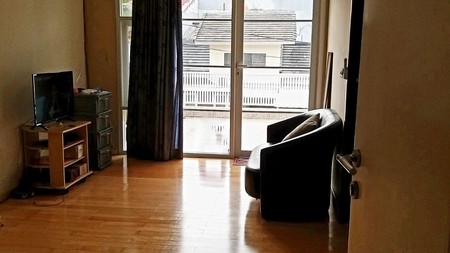 Rumah 2 lantai di Bintaro Jaya Siap Huni Surat SHM dengan KT 3+1 dan 2+1