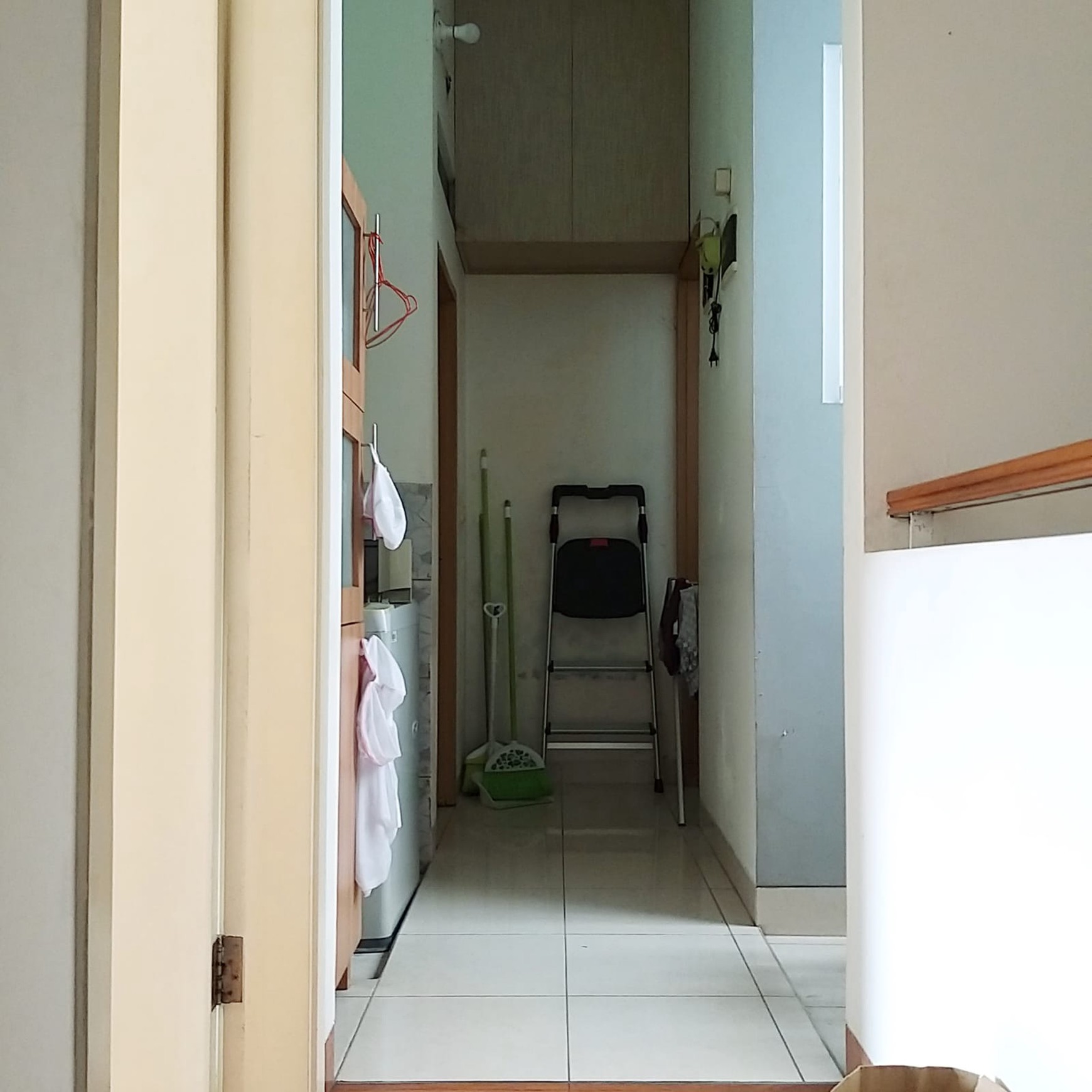 Rumah 2 lantai di Bintaro Jaya Siap Huni Surat SHM dengan KT 3+1 dan 2+1