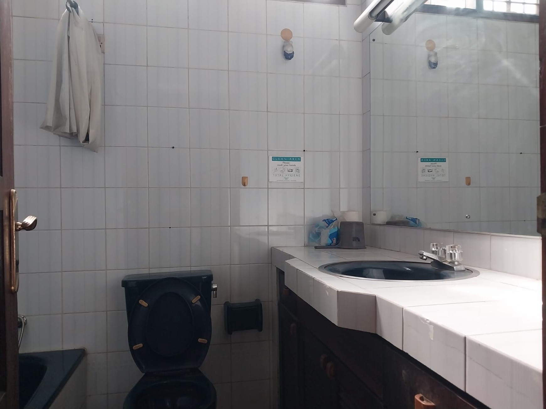 Dijual Rumah Unik Siap Huni di Cilandak Barat