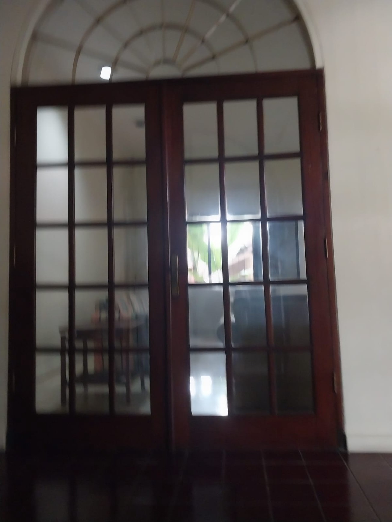 Dijual Rumah Unik Siap Huni di Cilandak Barat