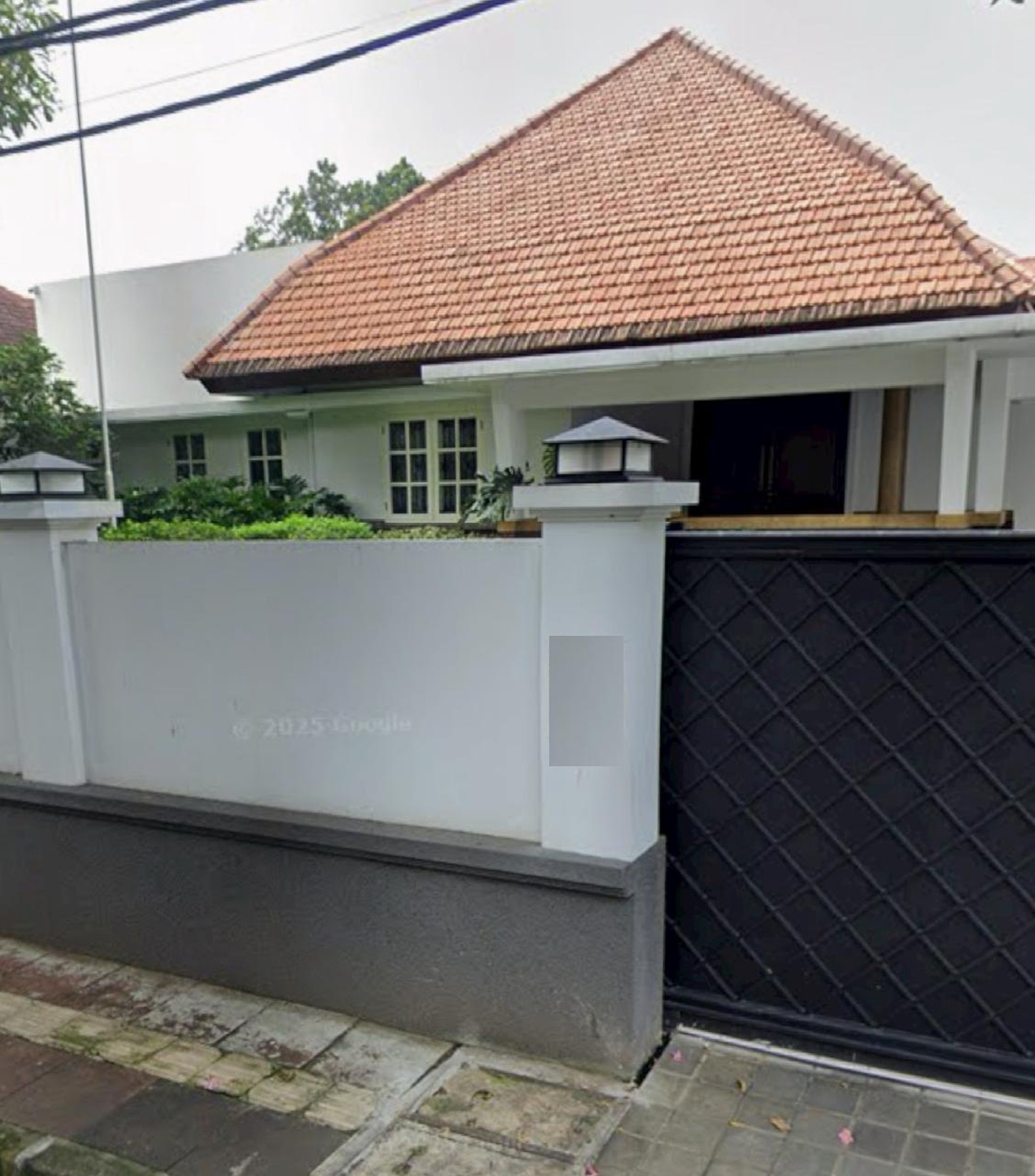 Di Jual Rumah di Menteng Lokasi Strategys