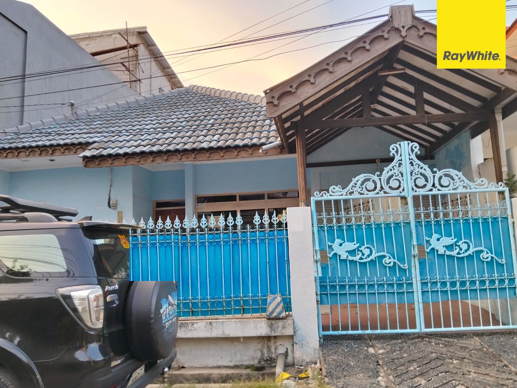 Dijual Rumah 2 lantai di Bratang Gede Surabaya
