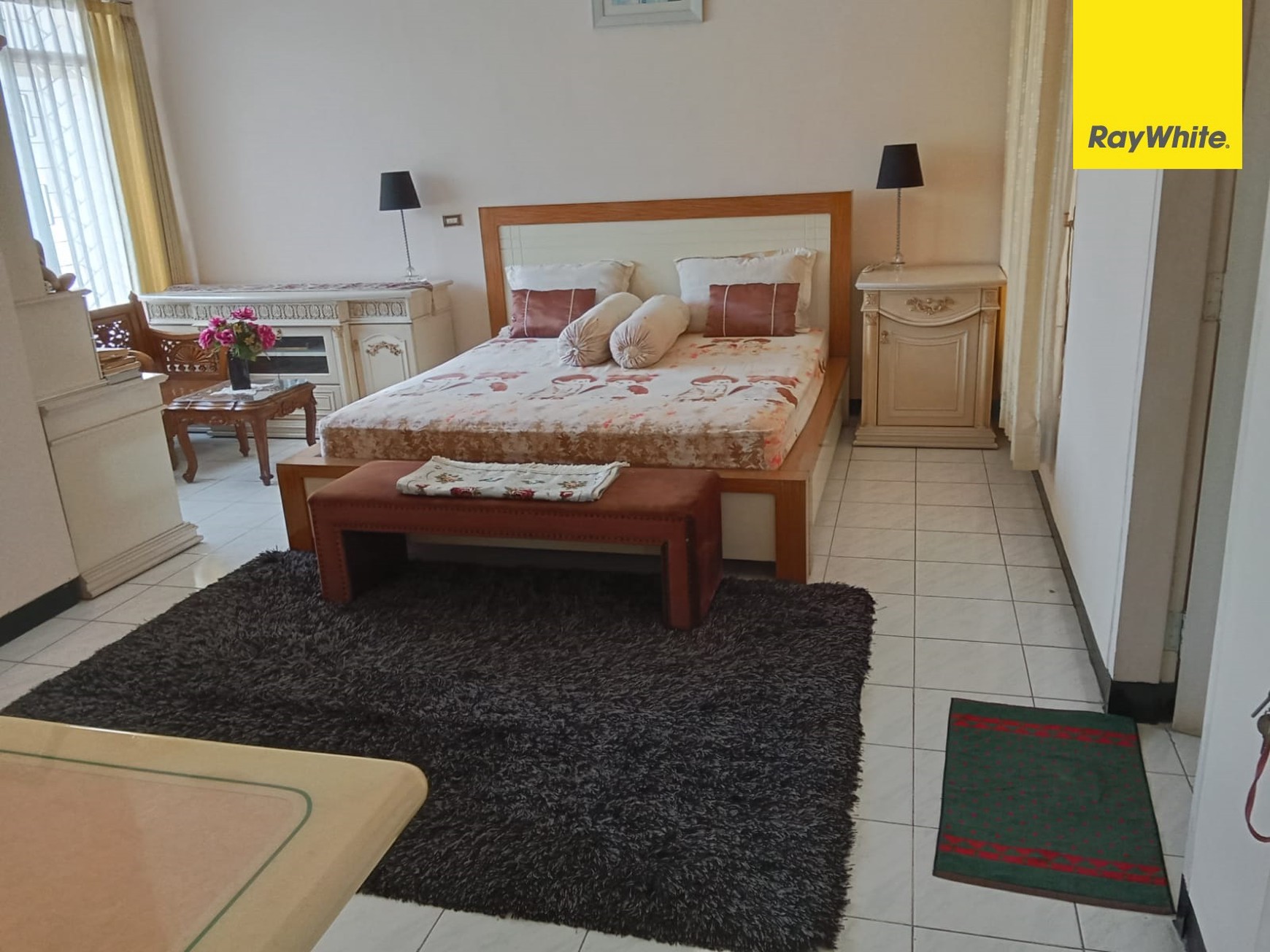 Dijual Rumah 2 lantai di Karah Indah Surabaya