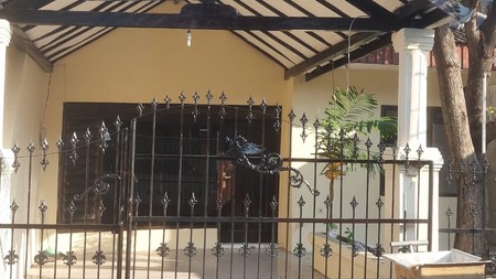 Dijual Rumah di Mulyosari Tengah Surabaya
