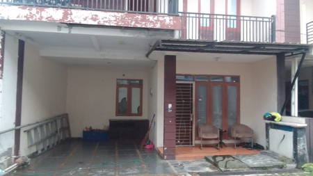 Rumah 3 Lantai Siap Huni Dijual di Perumahan Andini Residence, Lubang Buaya, Jakarta Timur