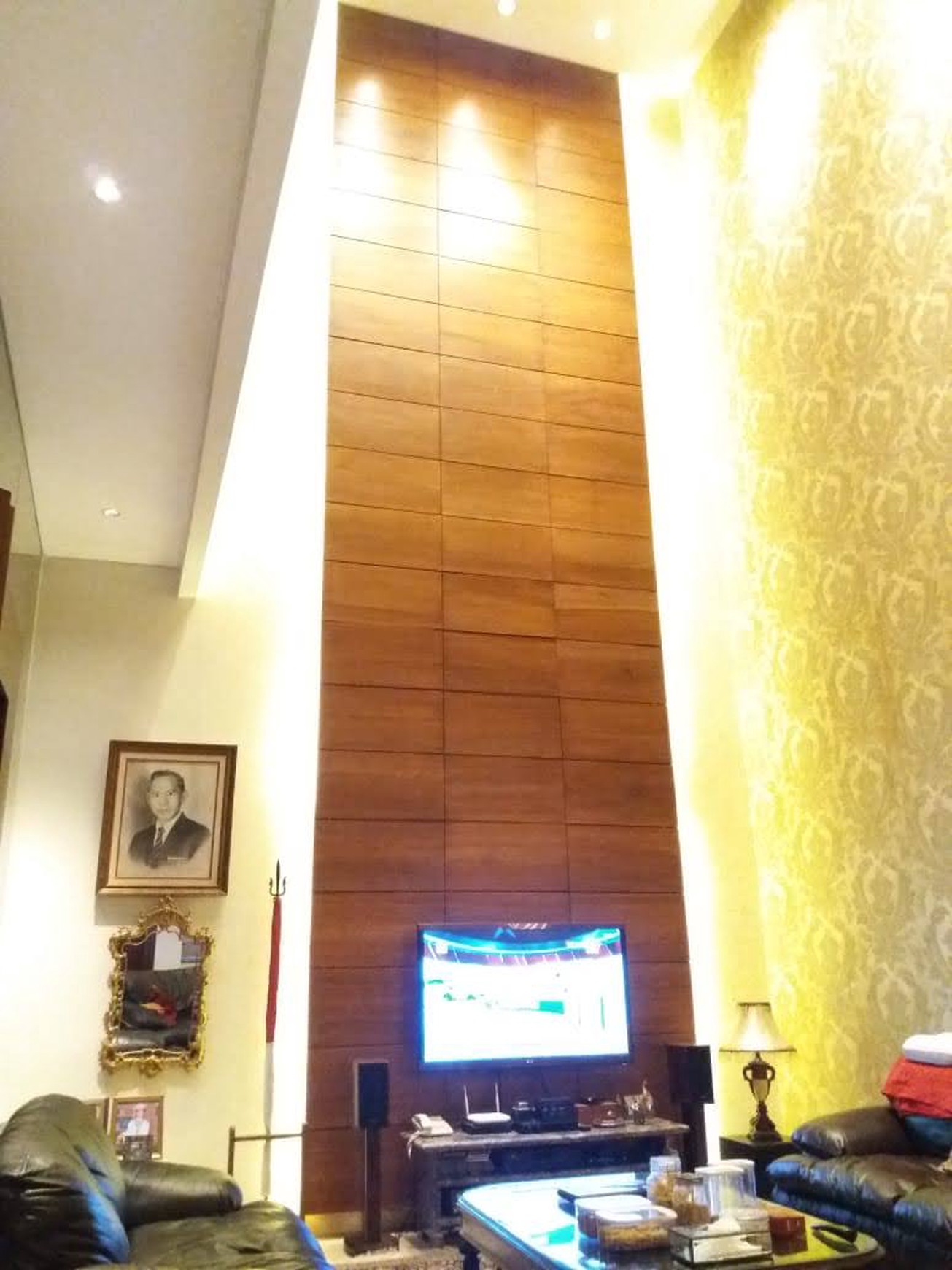 Dijual Rumah Premium  2LT  Jl. Gaharu, Cilandak Barat 