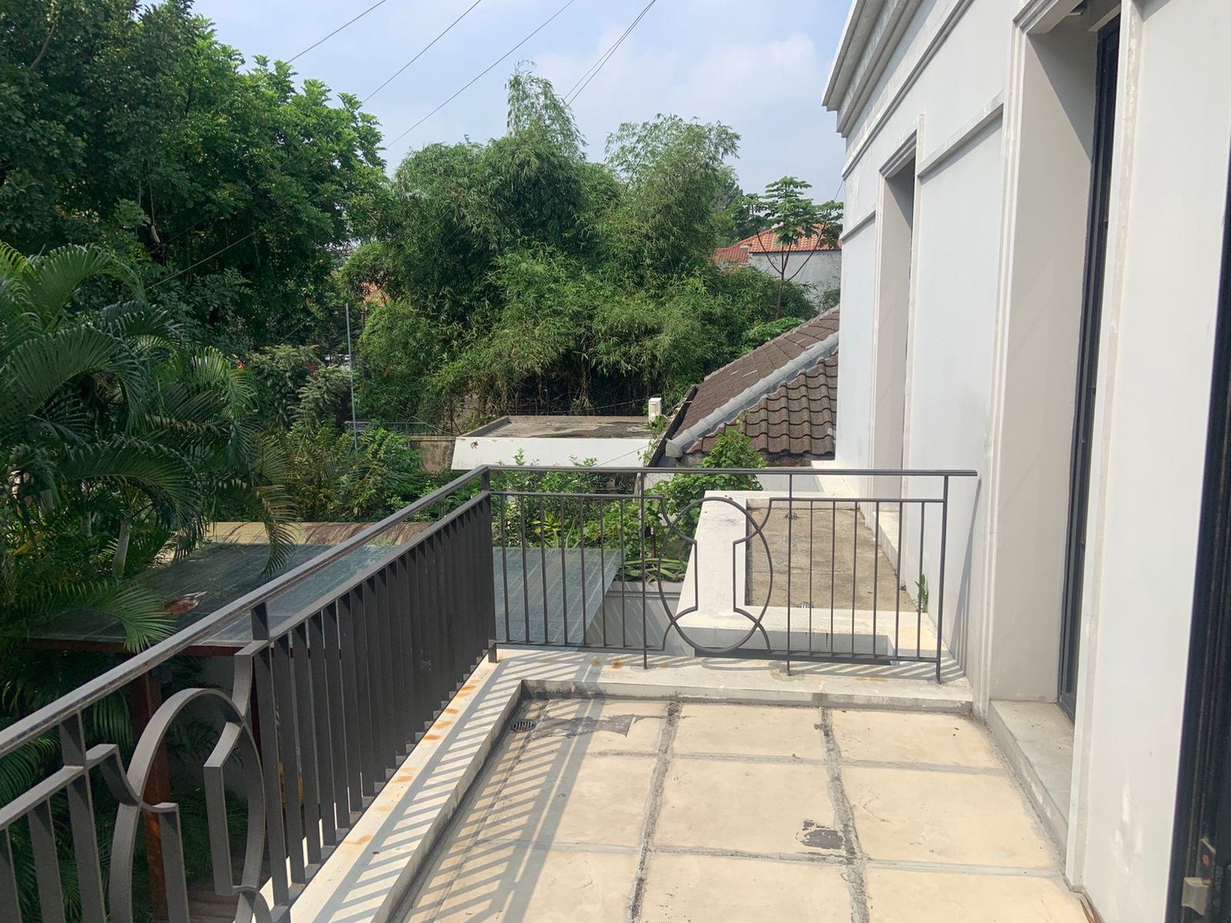 DIJUAL RUMAH MEWAH DI SELASAR RESIDENCE, KEMANG TIMUR