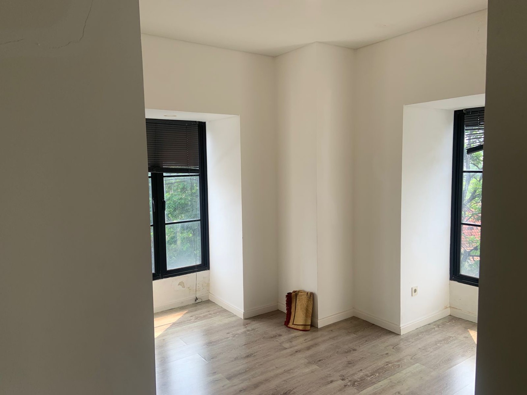 DIJUAL RUMAH MEWAH DI SELASAR RESIDENCE, KEMANG TIMUR