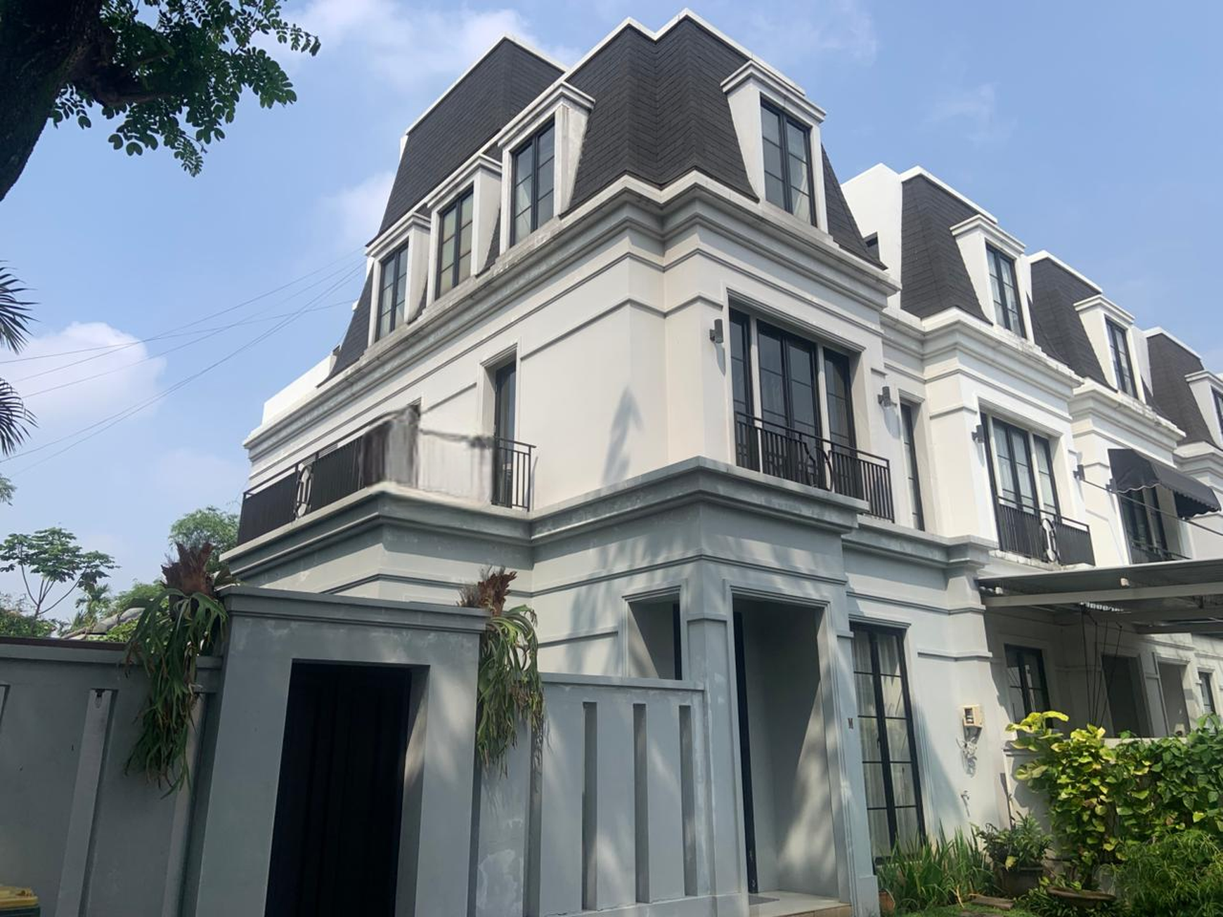 DIJUAL RUMAH MEWAH DI SELASAR RESIDENCE, KEMANG TIMUR