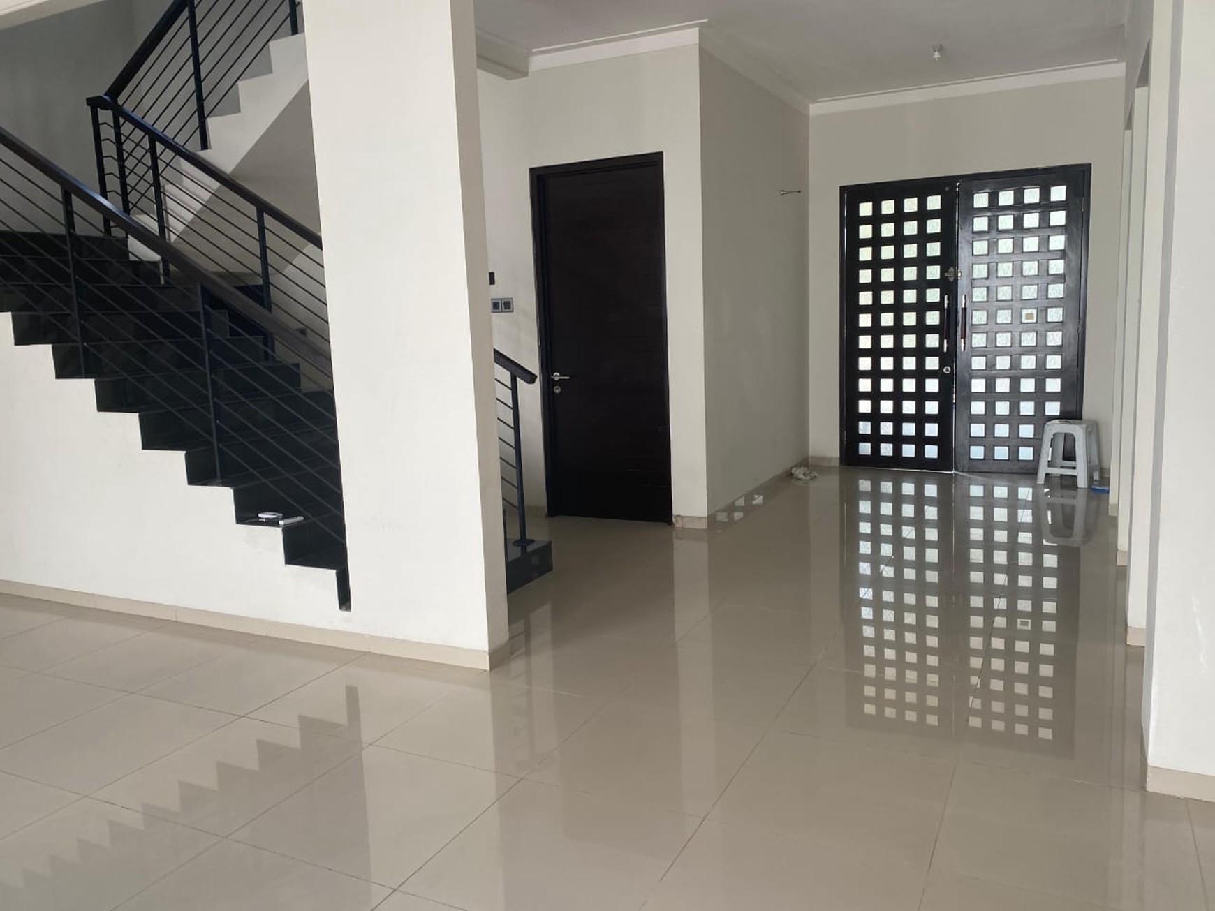 Disewakan Rumah Minimalis Siap Huni Prambanan Residence Wiyung Surabaya