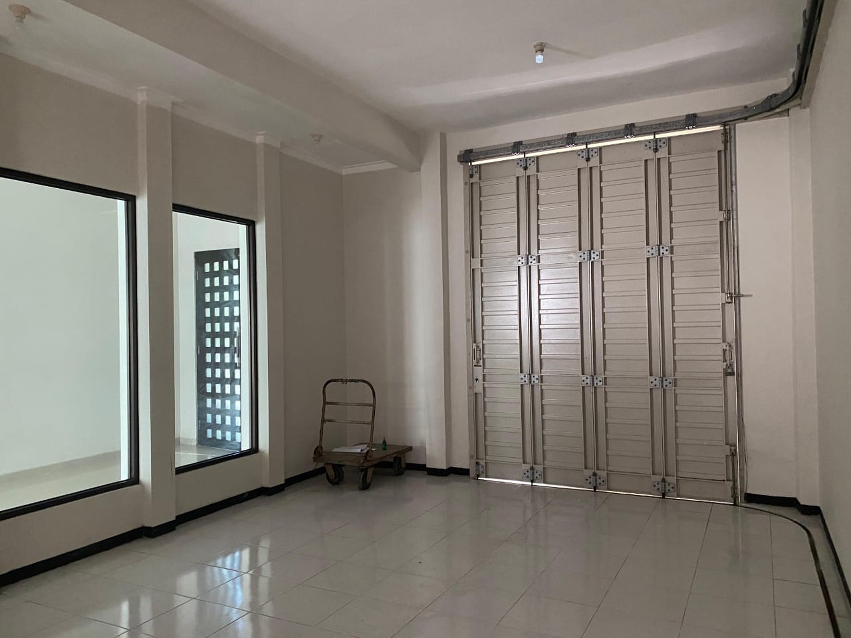 Disewakan Rumah Minimalis Siap Huni Prambanan Residence Wiyung Surabaya