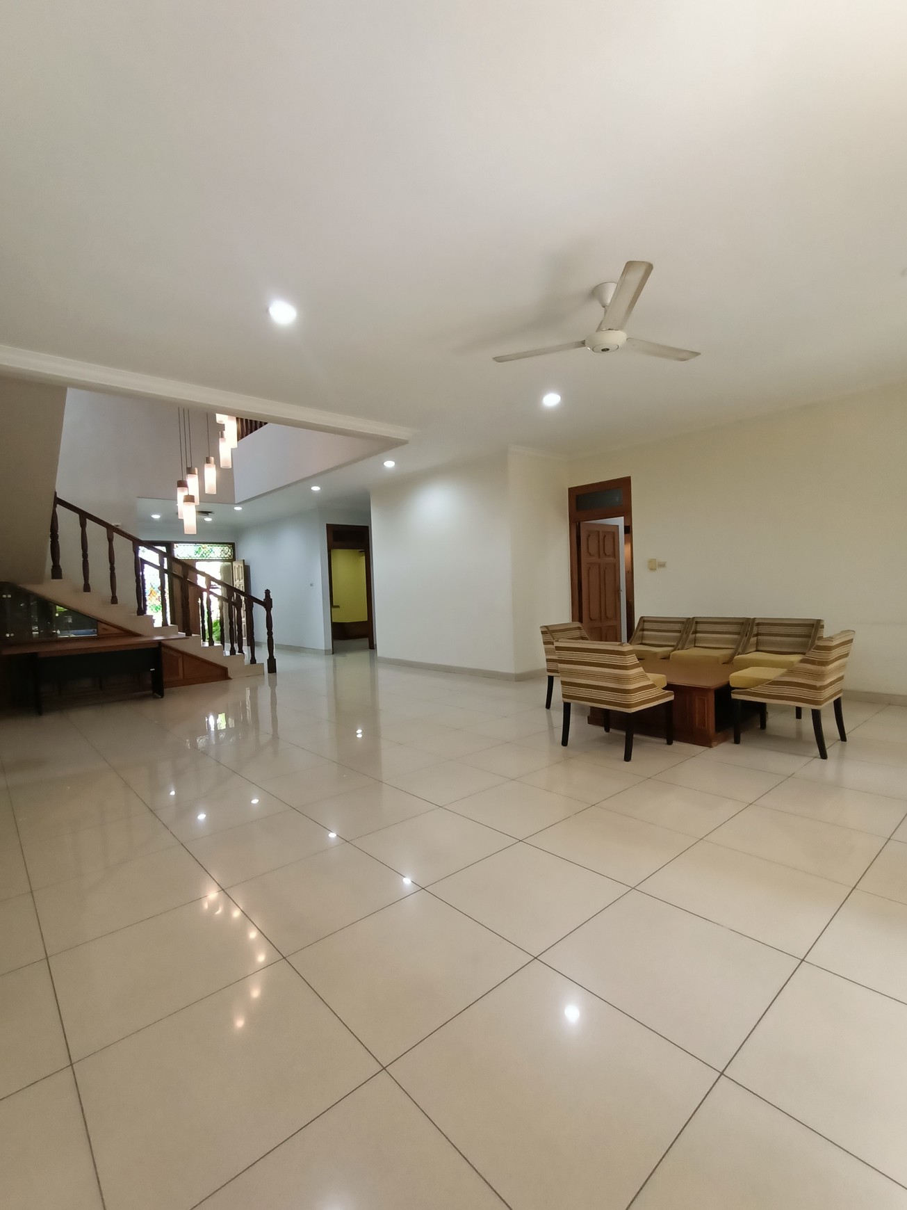 Rumah Mewah Terawat Kemang, Jakarta Selatan