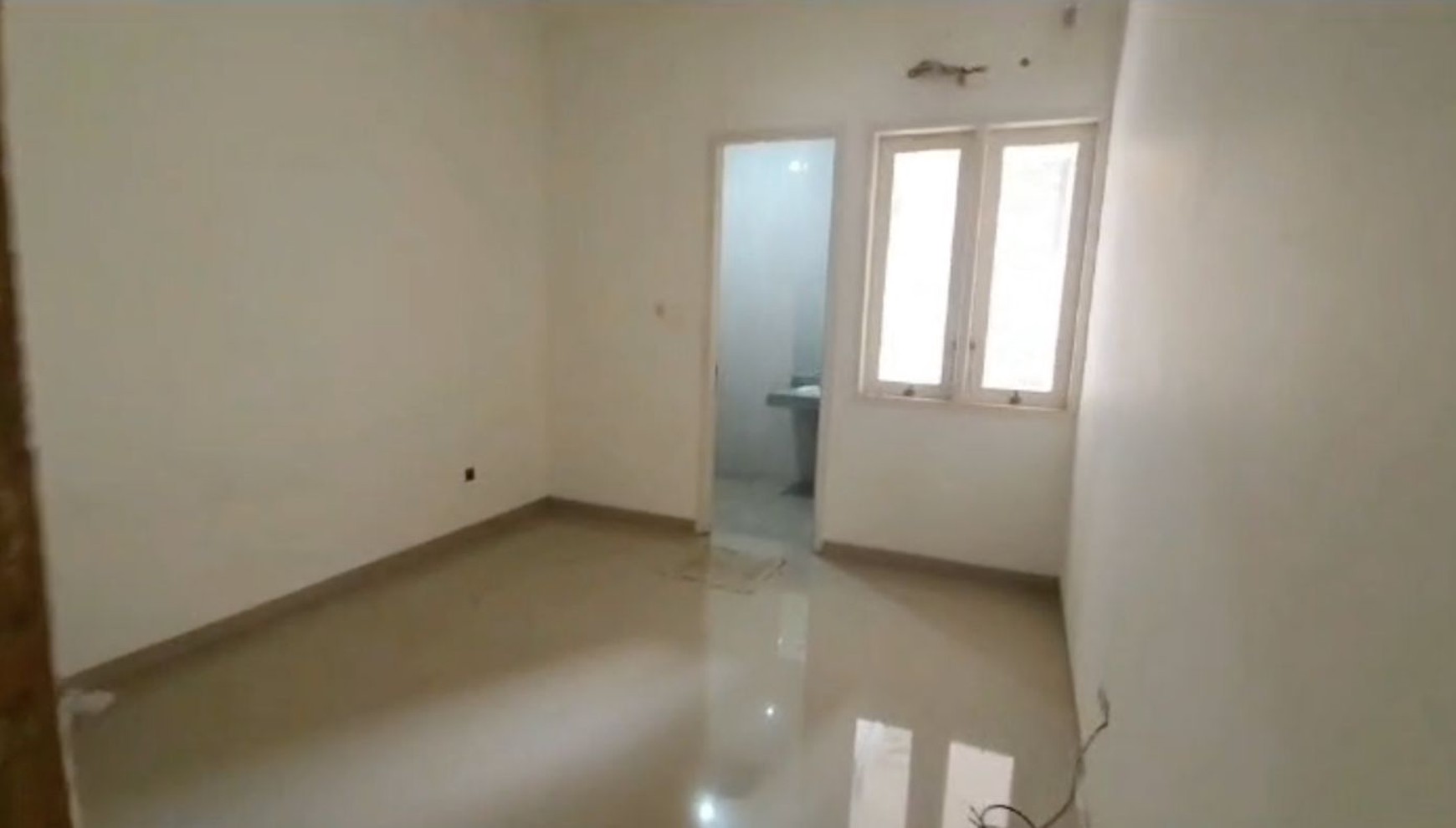Rumah Hunian 2 Lantai di Fami Town House Jati Padang Pasar Minggu Jaksel