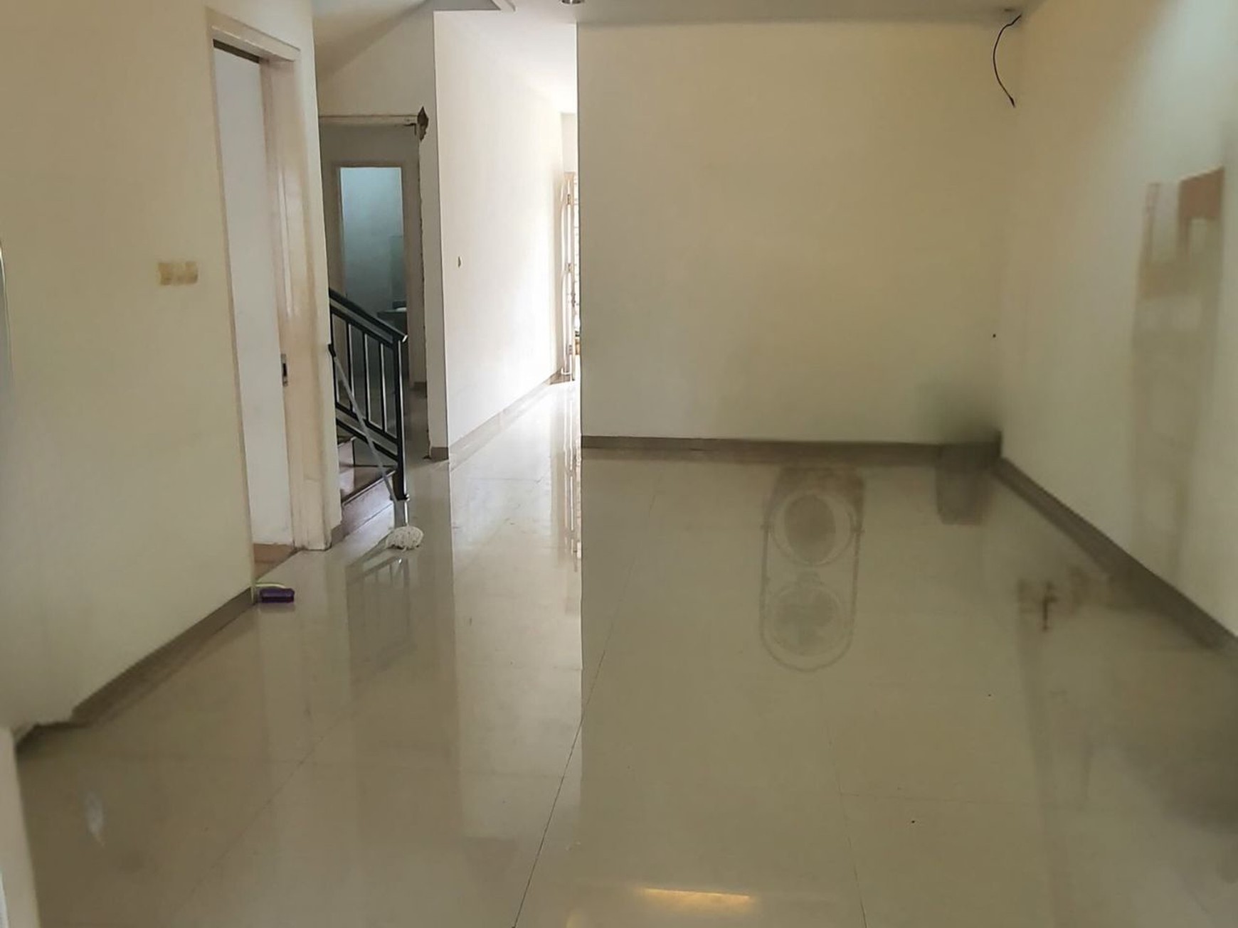 Rumah Hunian 2 Lantai di Fami Town House Jati Padang Pasar Minggu Jaksel