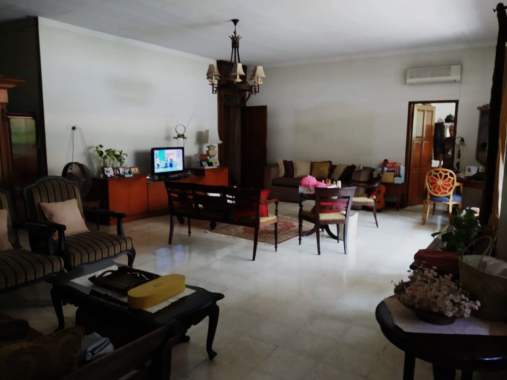 Rumah Bagus Di Jl Buana, Pondok Pinang Jakarta Selatan