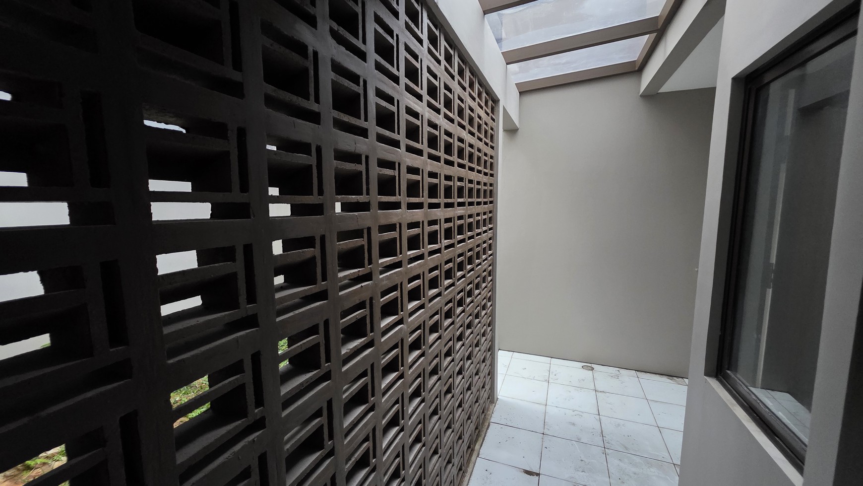 Disewakan Rumah di Cluster Aeris Citra Garden Serpong