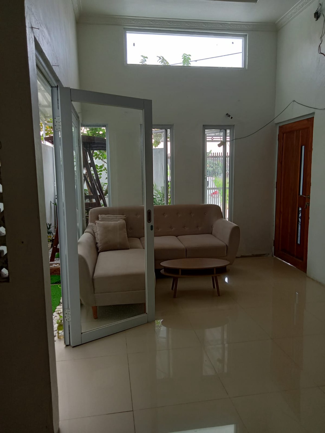 Rumah berlantai 2 di Sentraland Boulevard kawasan Parung panjang dengan harga jual Menarik.