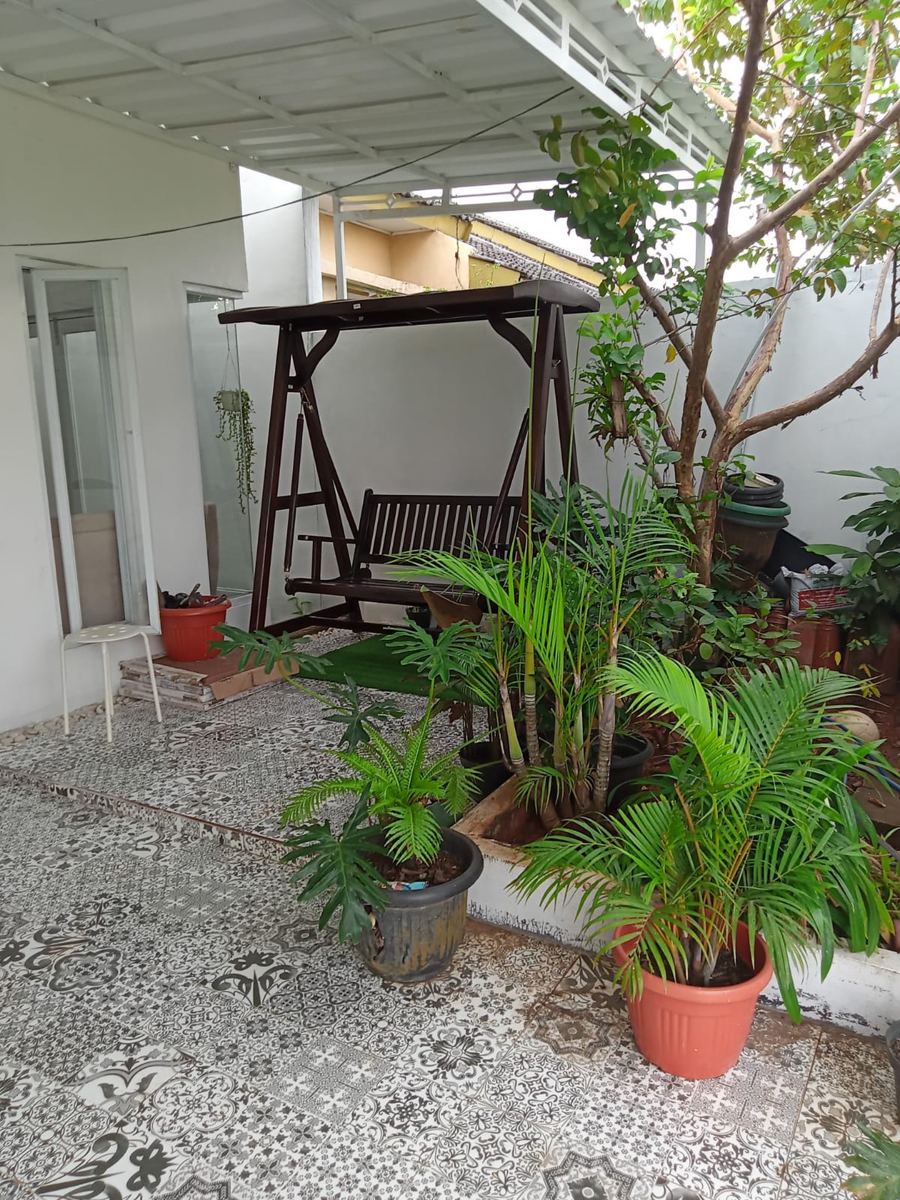 Rumah berlantai 2 di Sentraland Boulevard kawasan Parung panjang dengan harga jual Menarik.