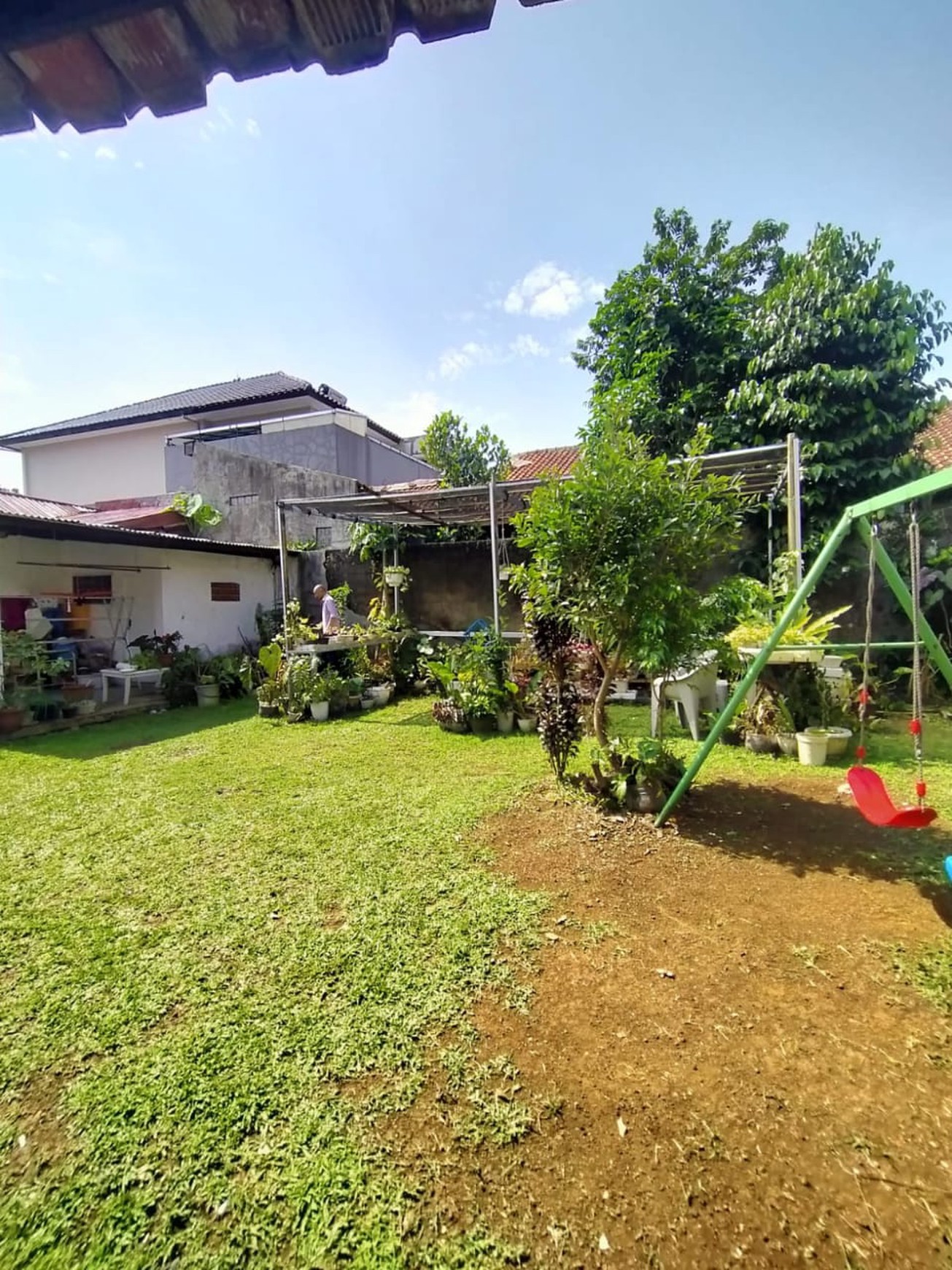 Rumah Strategis Dijual di Tajur Komplek Kehutanan Ciawi Bogor 