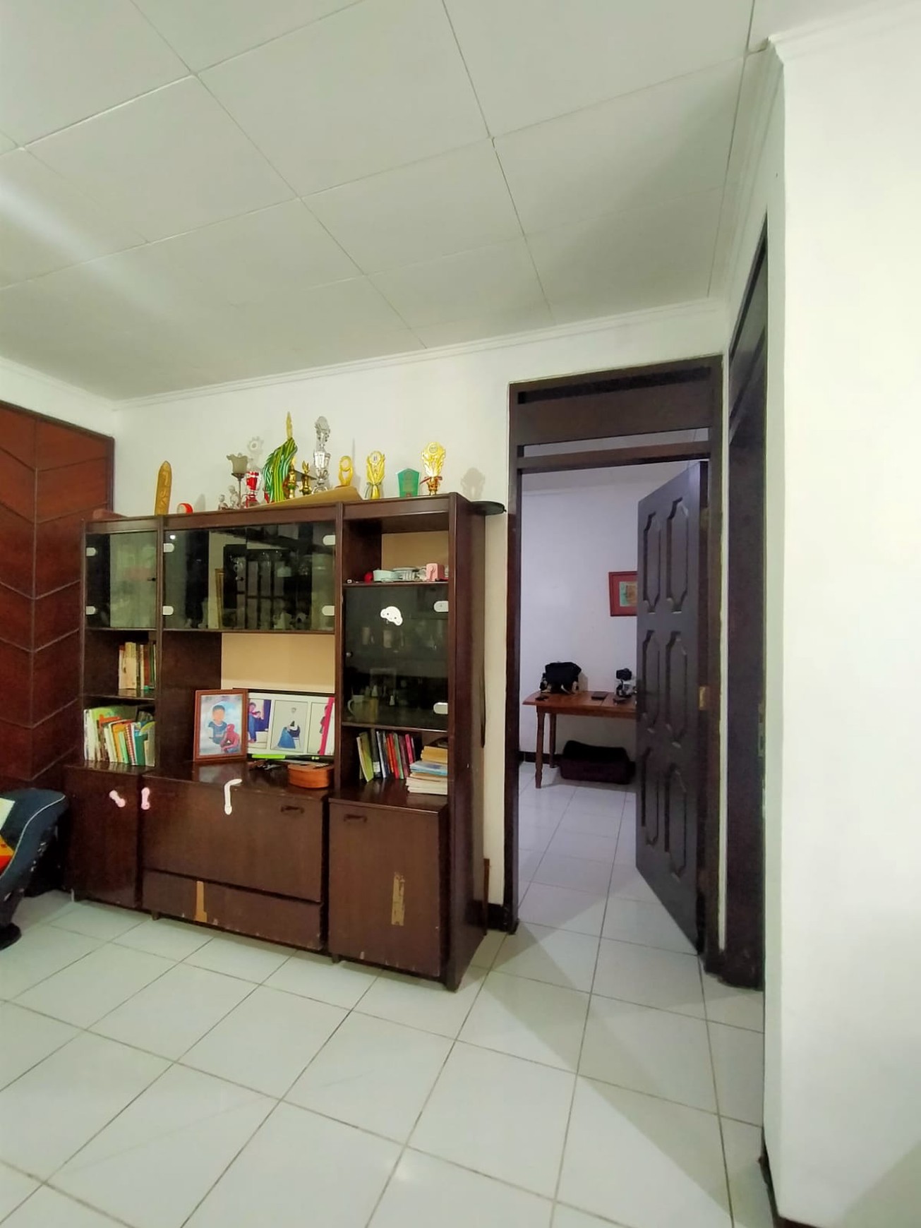 Rumah Strategis Dijual di Tajur Komplek Kehutanan Ciawi Bogor 