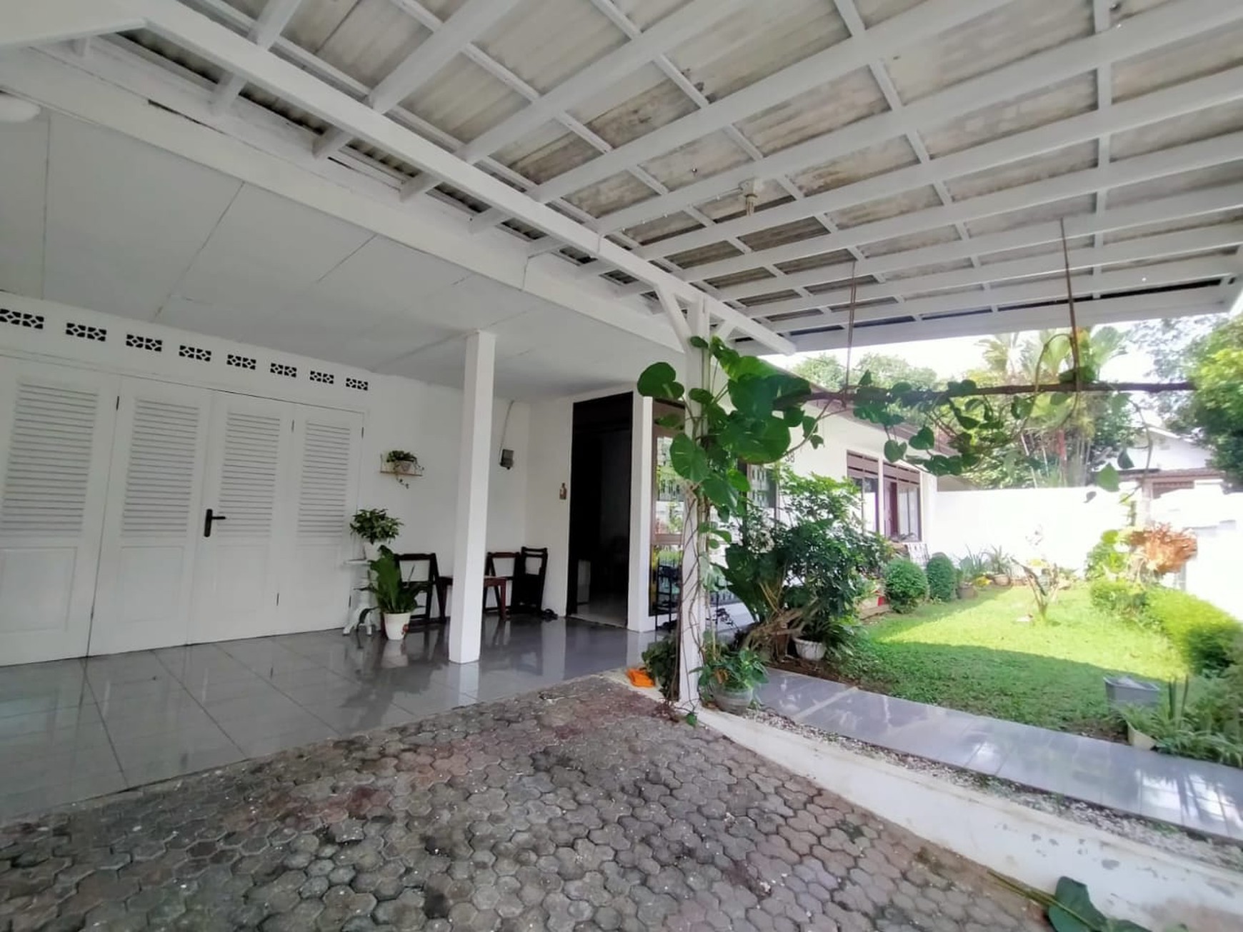 Rumah Strategis Dijual di Tajur Komplek Kehutanan Ciawi Bogor 