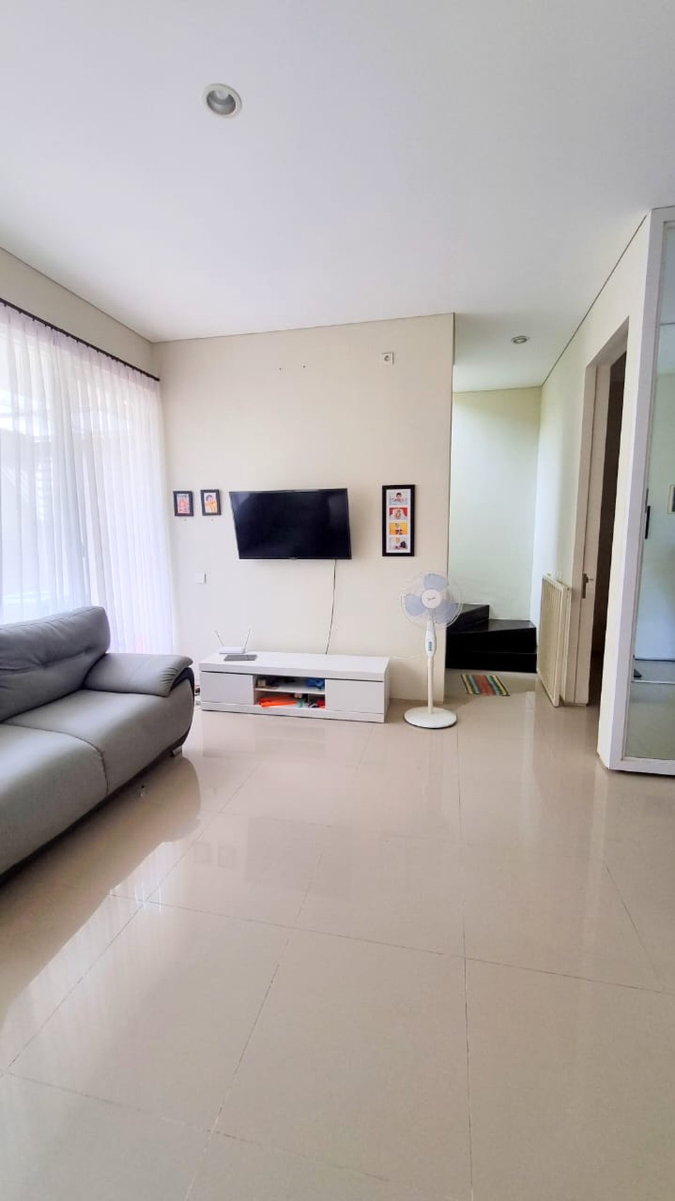 MURAH Dijual Rumah Citraland Pelican Hill Surabaya Bonus Semi Furnished Modern Lokasi Bagus Terdepan