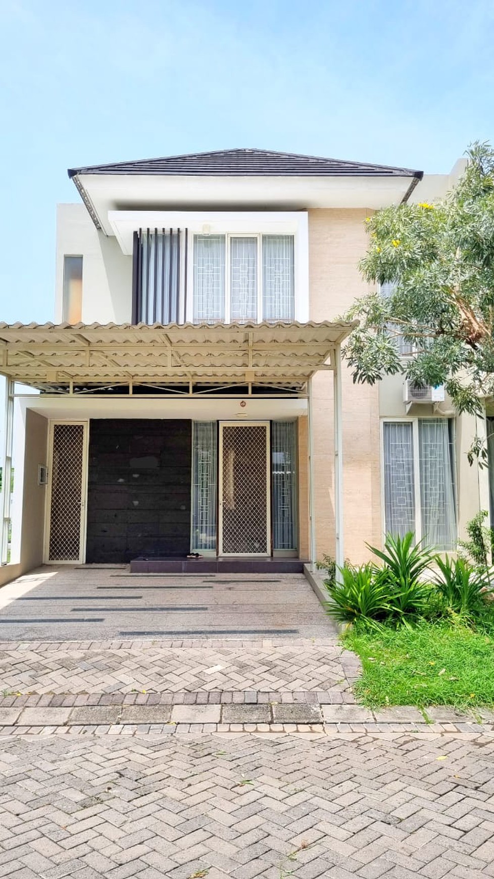 MURAH Dijual Rumah Citraland Pelican Hill Surabaya Bonus Semi Furnished Modern Lokasi Bagus Terdepan