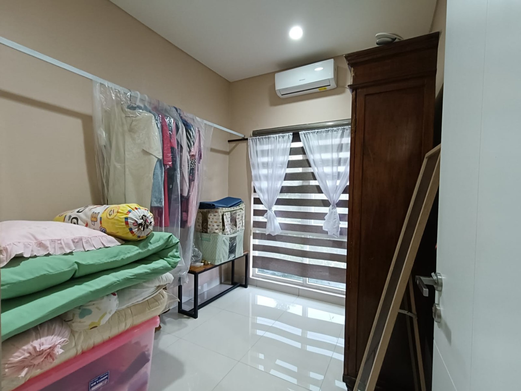 Family Urban , Bekasi Timur