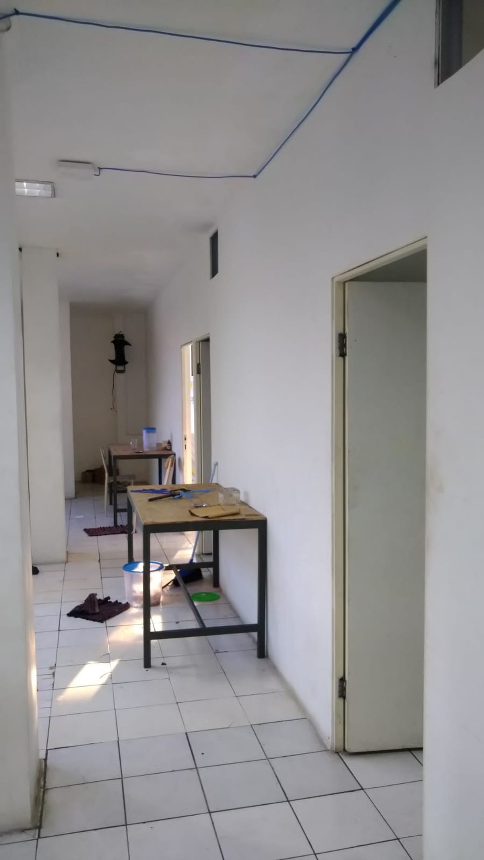 Ruko  Sewa posisi hook  jl.Ahmad Yani ,Bekasi Barat