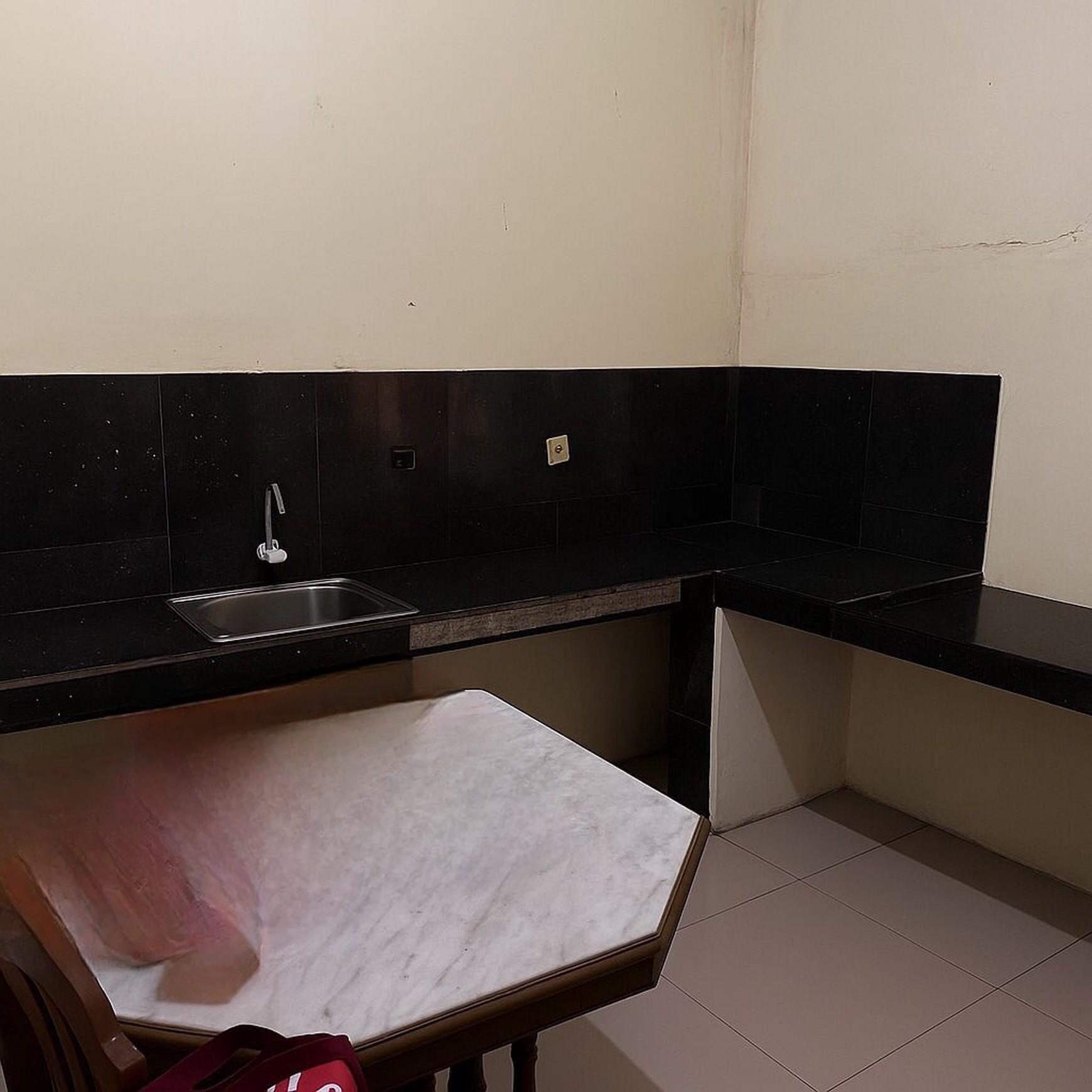 Dijual Rumah di Jalan Raya Astek, Gudang Timur, Serpong, Tangerang Selatan