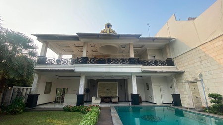 RUMAH MEWAH POSISI HOEK FULL FURNISHED DI TAMAN LAGUNA CIBUBUR