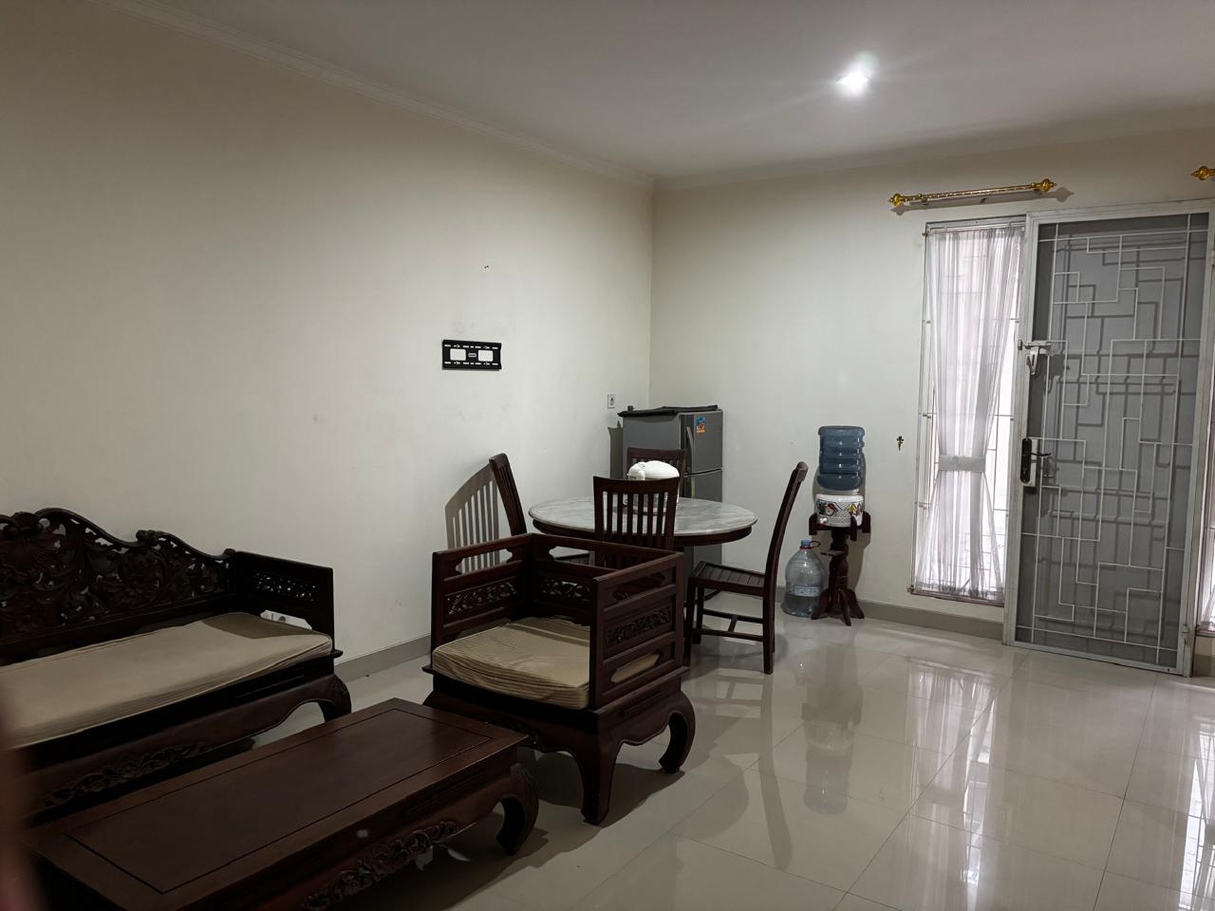 Turun Harga Rumah 2 Lantai Fully Furnished di Ambrosia Lippo Cikarang 