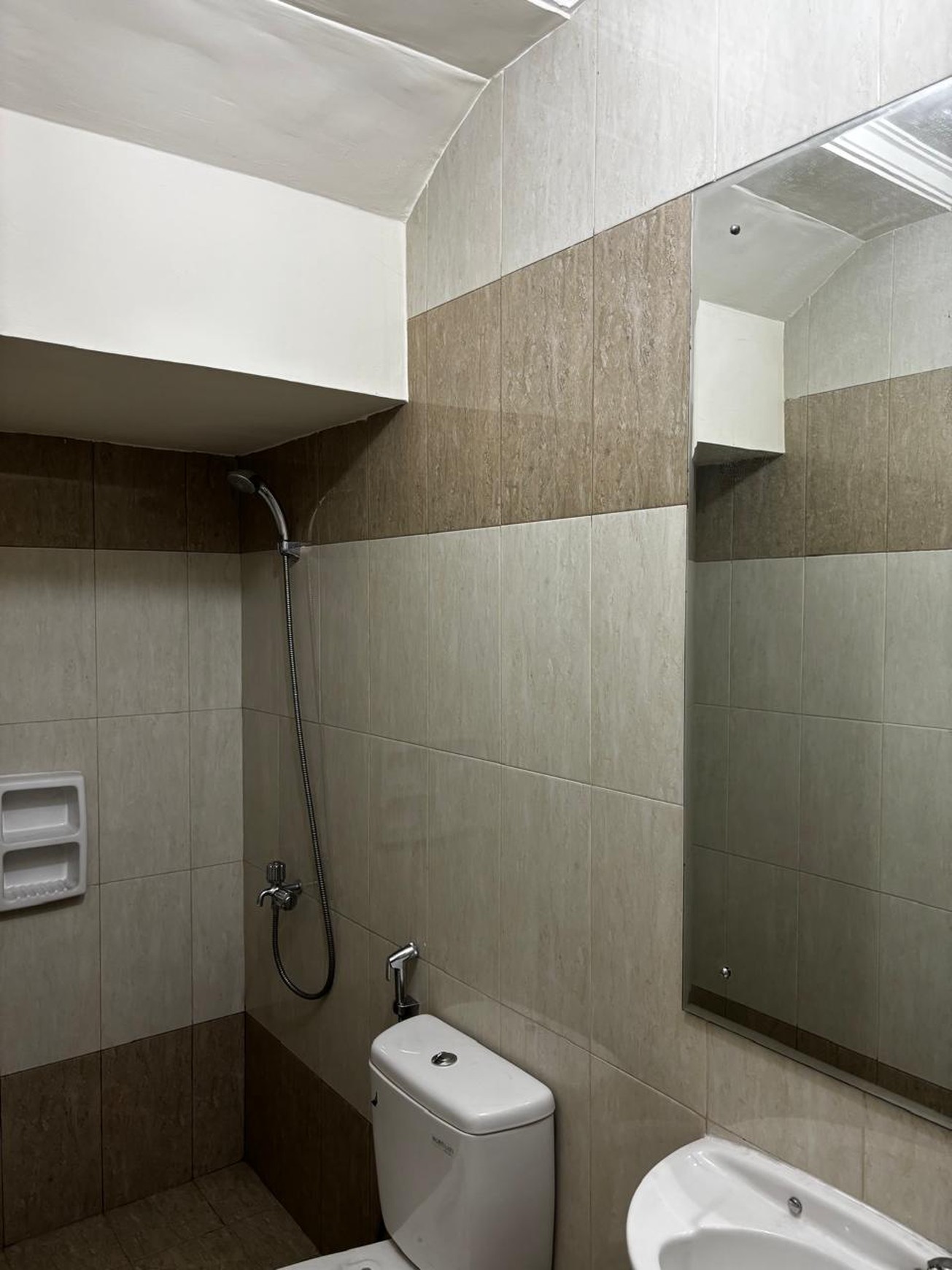 Turun Harga Rumah 2 Lantai Fully Furnished di Ambrosia Lippo Cikarang 