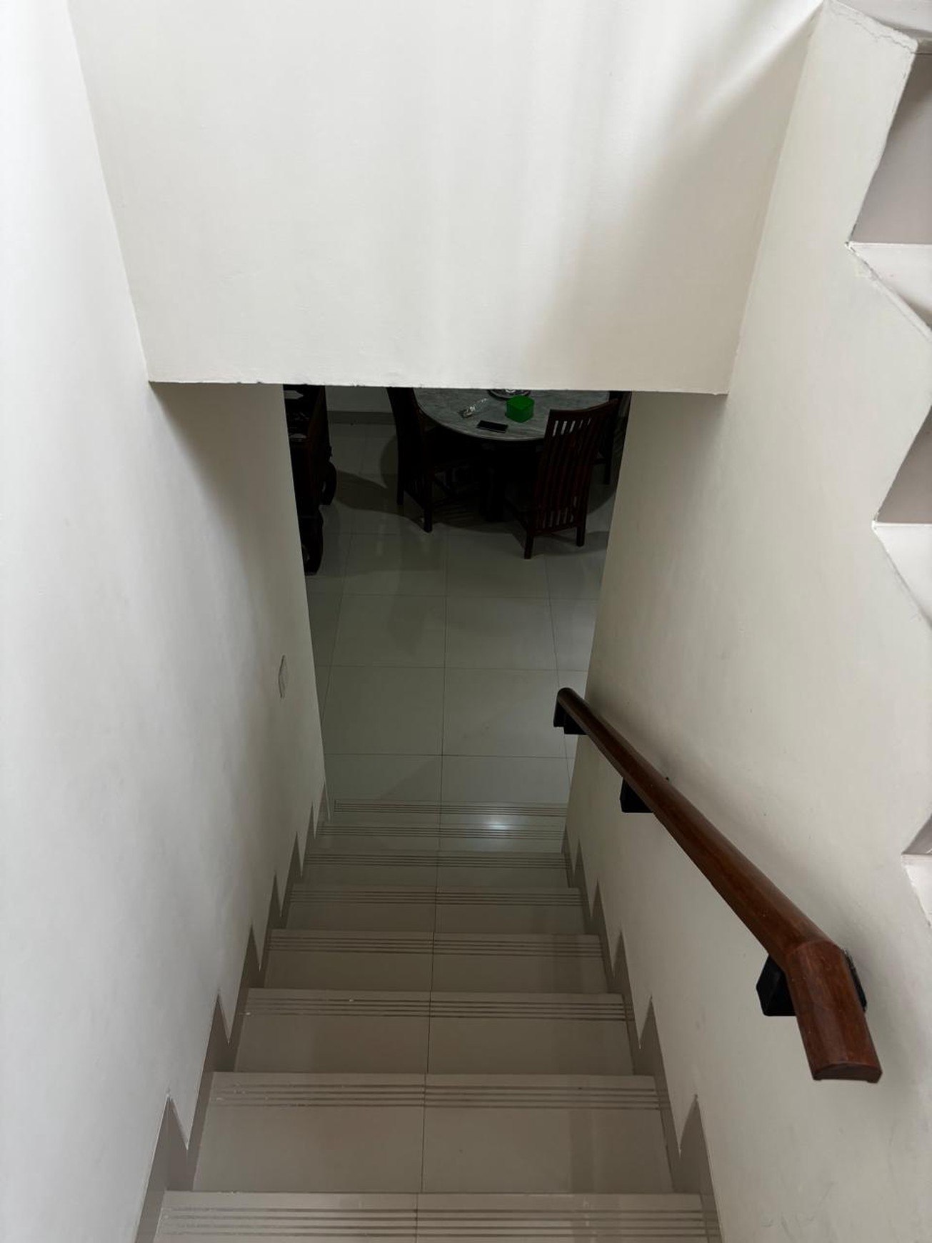 Turun Harga Rumah 2 Lantai Fully Furnished di Ambrosia Lippo Cikarang 