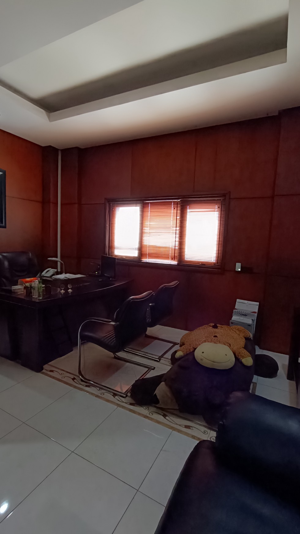 Ruko Aktif di jalan Utama Masuk Kawasan Pesanggrahan Bintaro