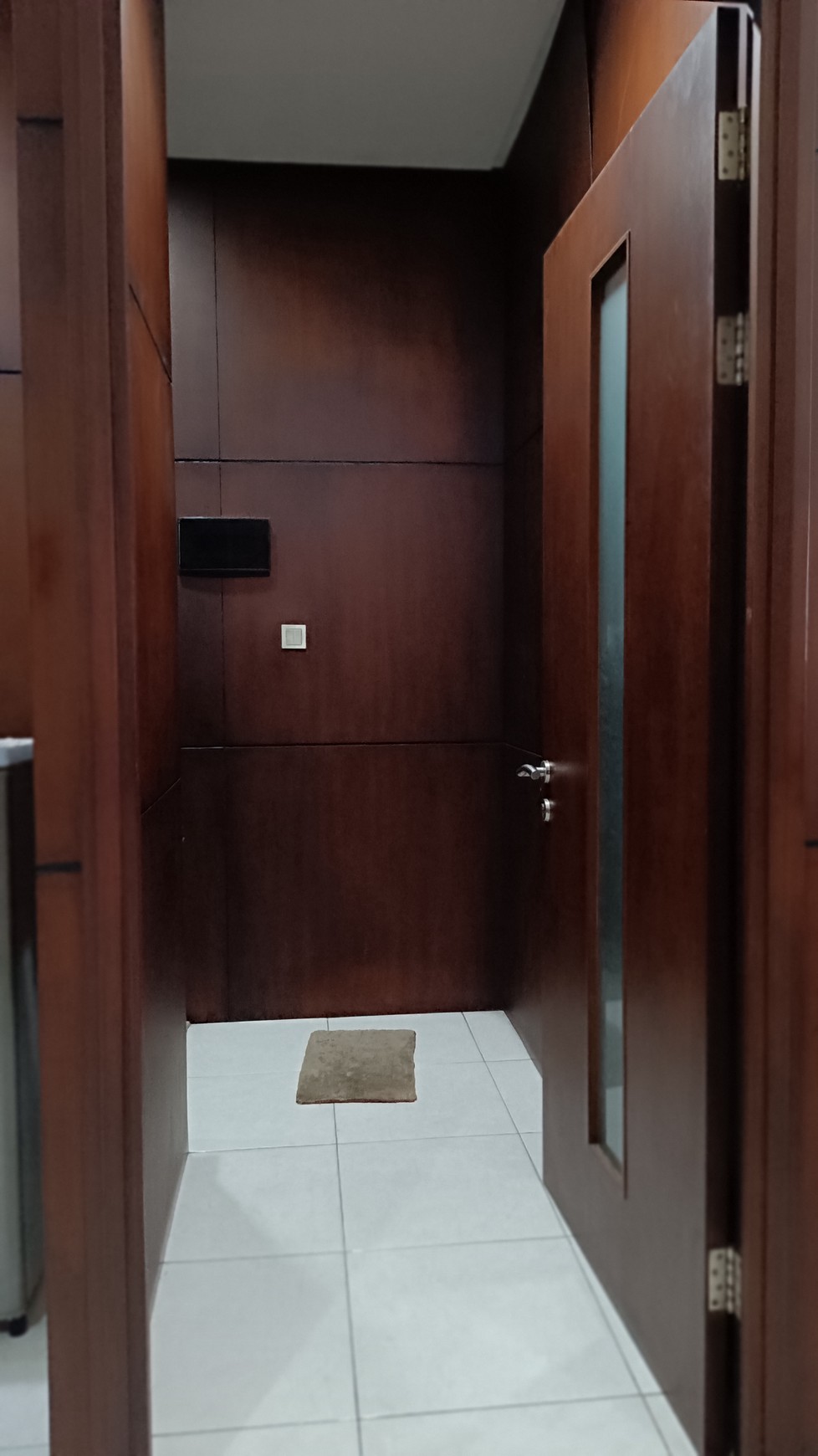 Ruko Aktif di jalan Utama Masuk Kawasan Pesanggrahan Bintaro