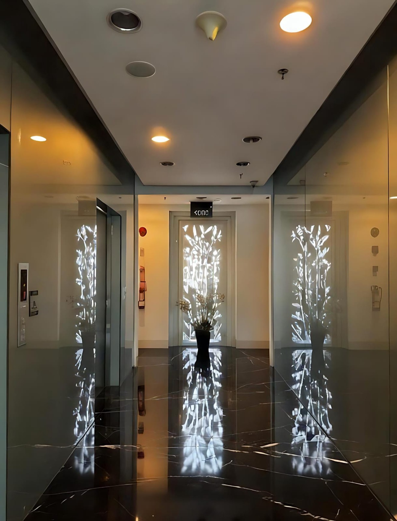 Dijual Gedung Komersial Strategis Di Kebayoran Baru Dekat Blok M, SCBD, Senopati Dan Senayan Cocok Untuk Kantor Maupun Hotel.