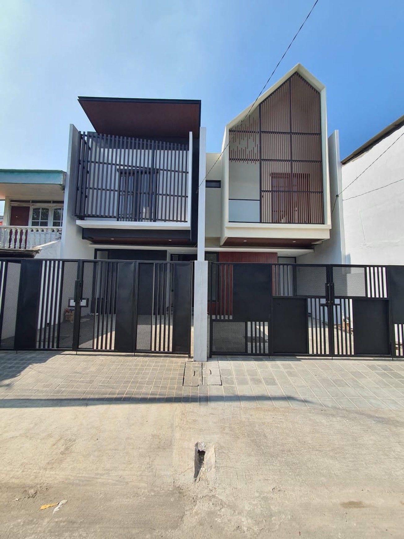 JUal Rumah Baru Baruk Utara Depan Superindo Merr Surabaya