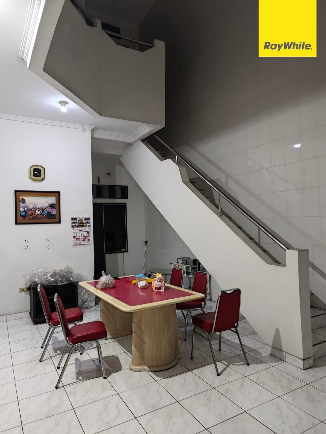 Dijual Rumah 2 lt di Kalongan Baru Surabaya