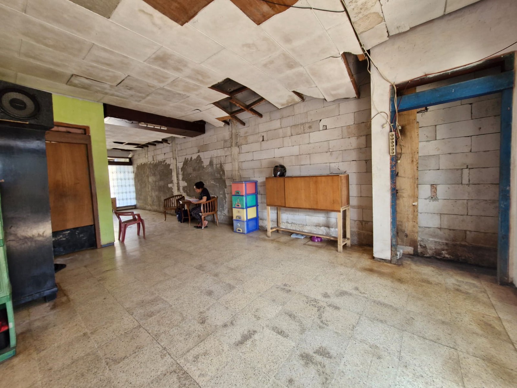  Di Jual Rumah tua hitung tanah, lokasi tenang dan strategis di Jl. Cendrawasih Kebayoran Lama, Jakarta Selatan