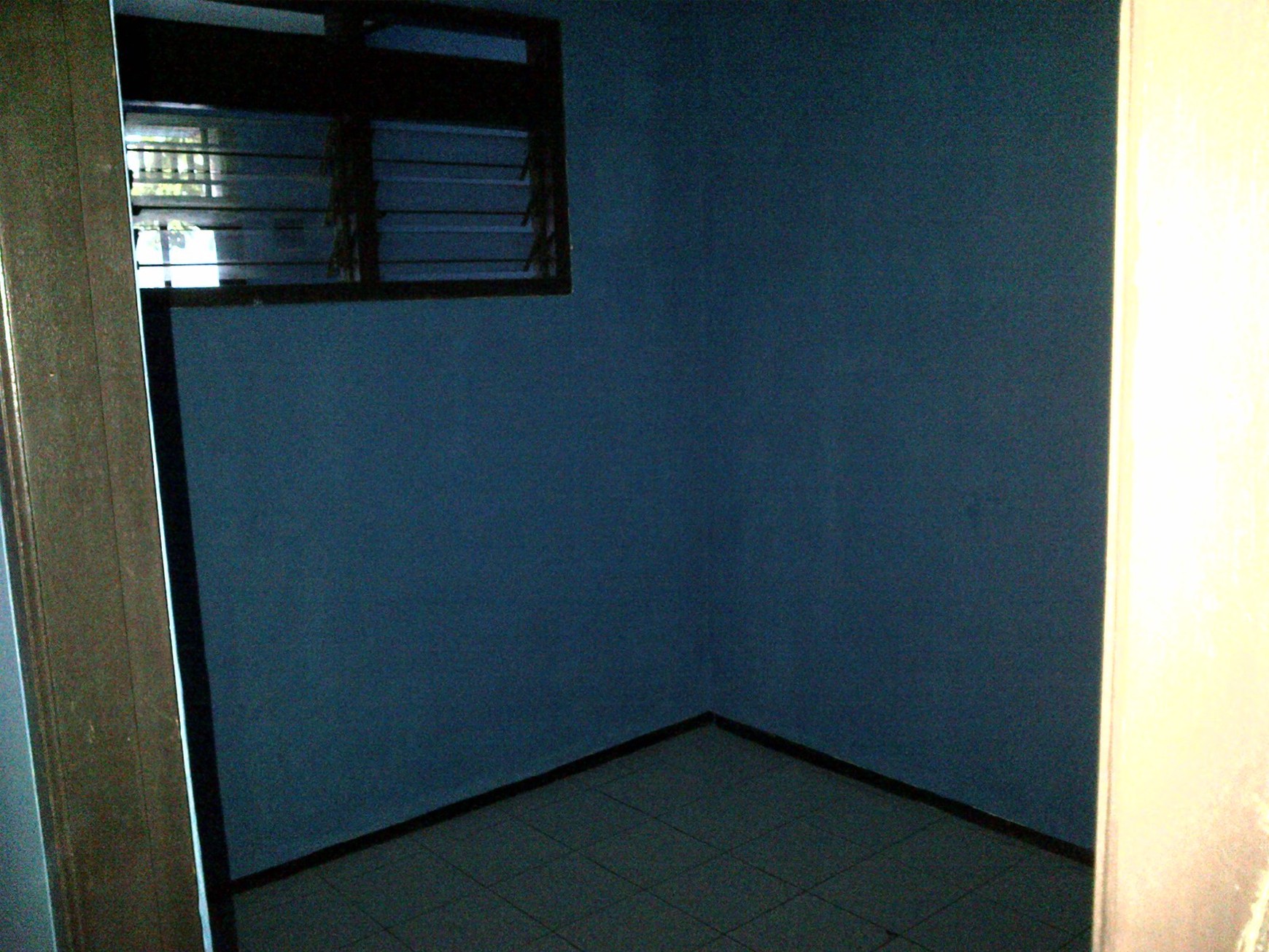 Cinere 3 pintu kontrakan petak, jarak 300m ke cinere raya