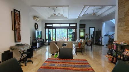 Dijual Single House di Jl. Kemang Utara