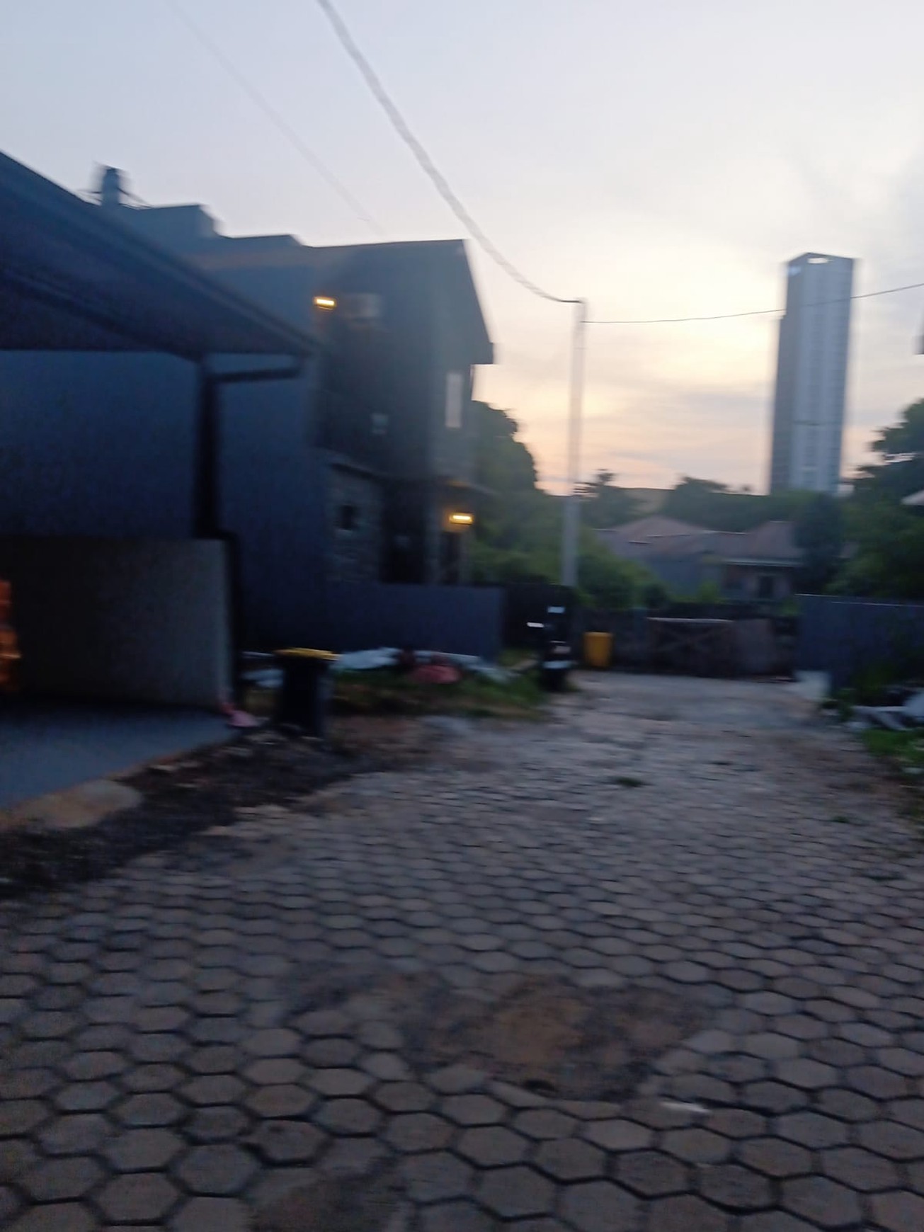 Rumah 2 Lantai Siap Huni dengan Hunian Nyaman dan Asri @Pondok Ranji, Tangerang Selatan