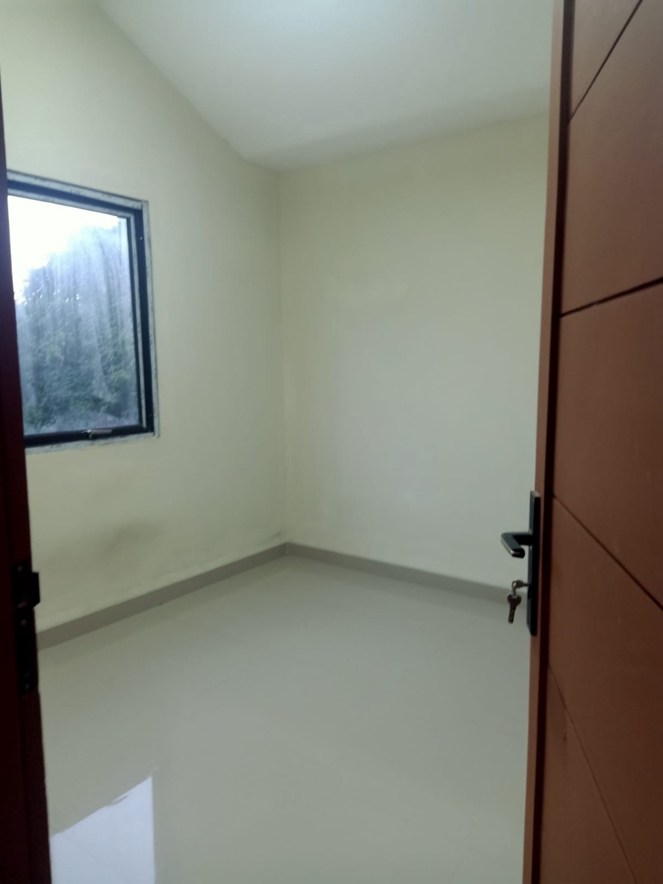 Rumah 2 Lantai Siap Huni dengan Hunian Nyaman dan Asri @Pondok Ranji, Tangerang Selatan