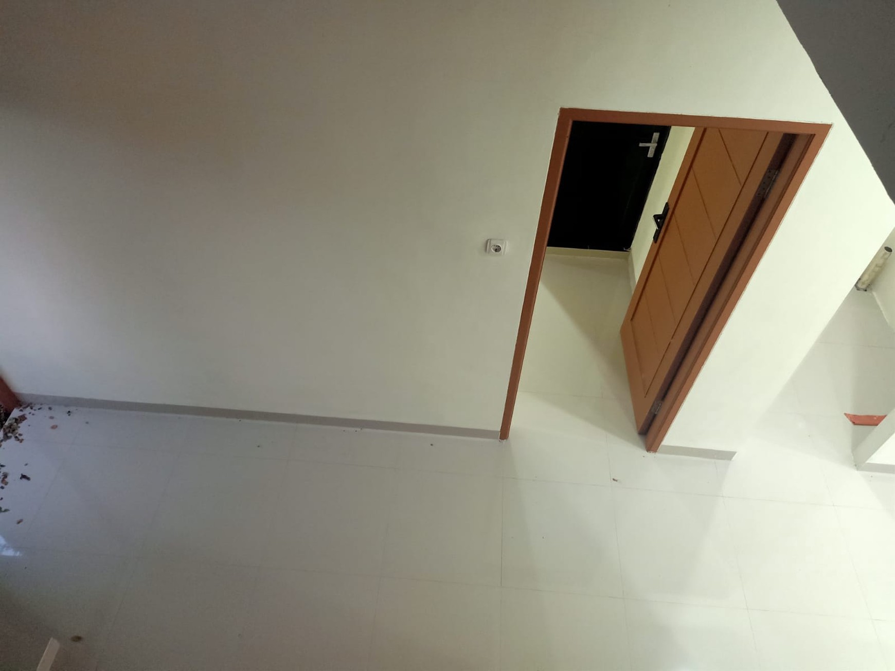 Rumah 2 Lantai Siap Huni dengan Hunian Nyaman dan Asri @Pondok Ranji, Tangerang Selatan