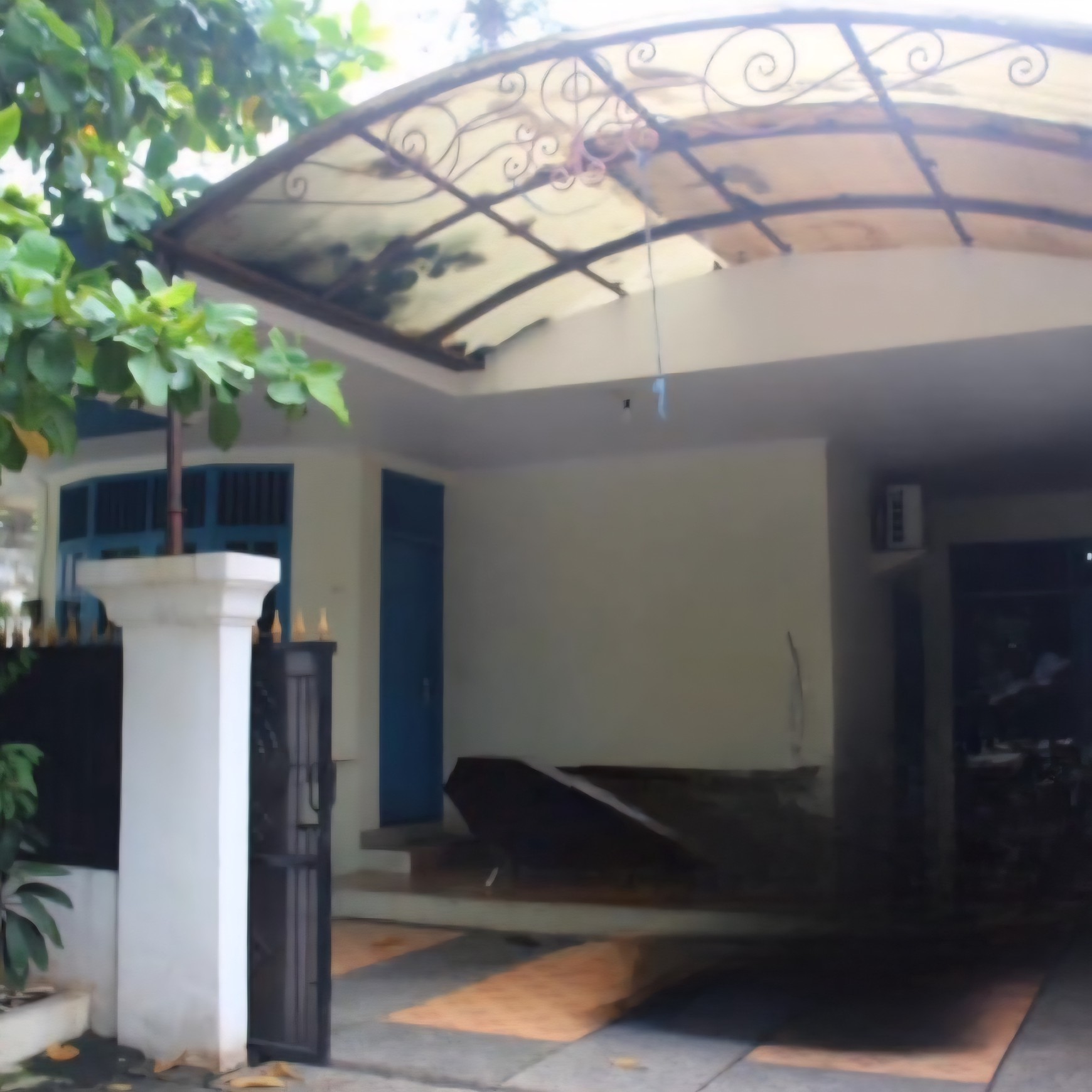 Disewakan Rumah di Jalan Pelangi, Mekarsari, Cimanggis, Depok