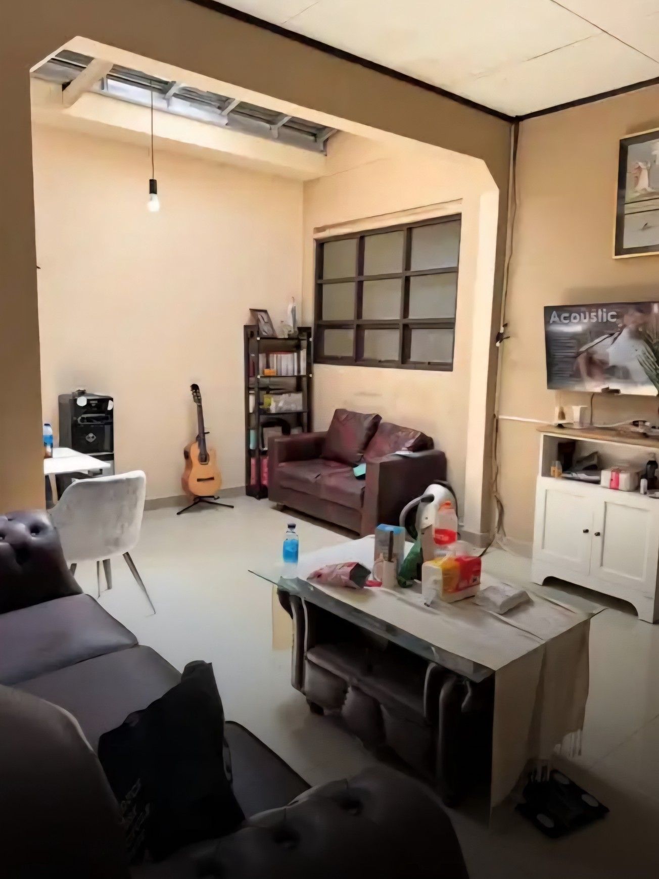 Disewakan Rumah di Jalan Pelangi, Mekarsari, Cimanggis, Depok