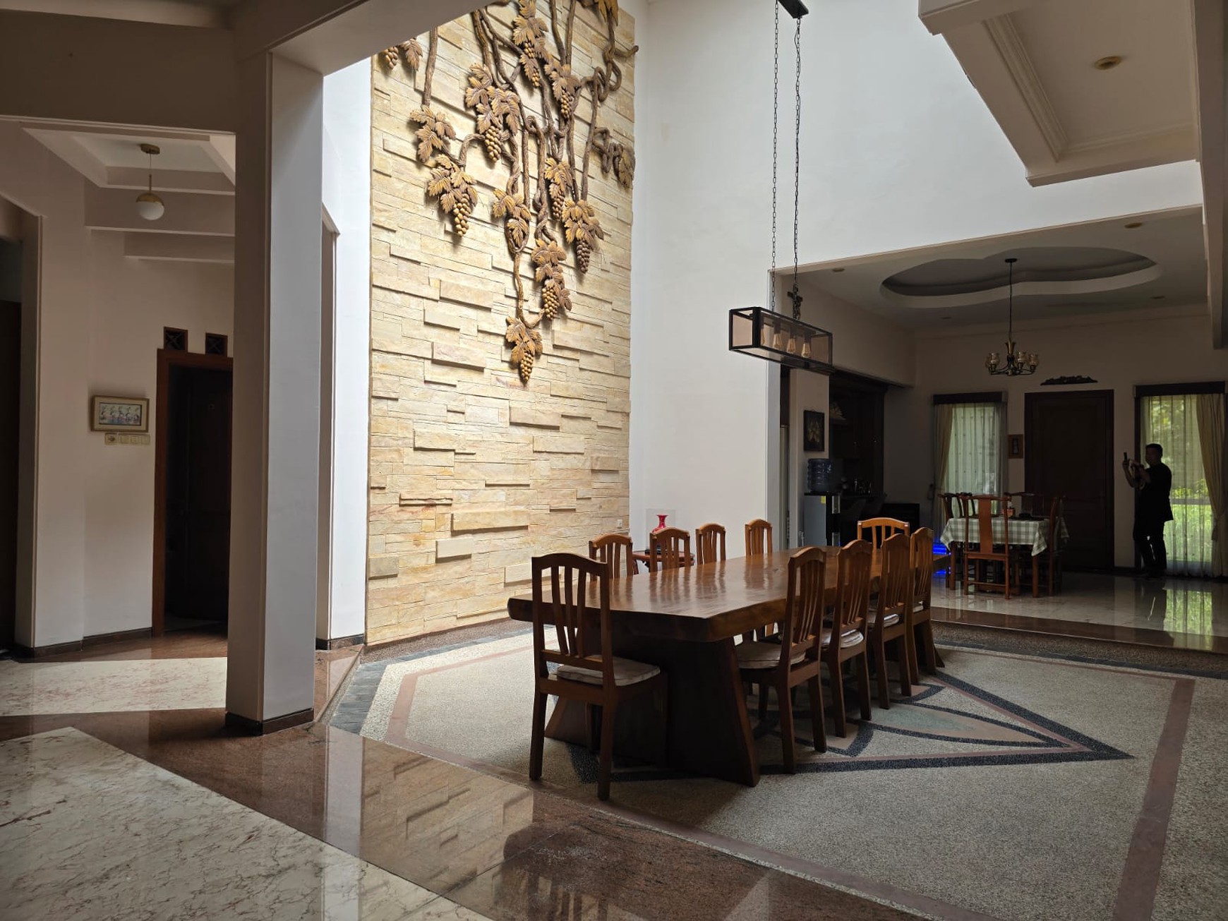 Disewakan Rumah Graha Family Surabaya Barat