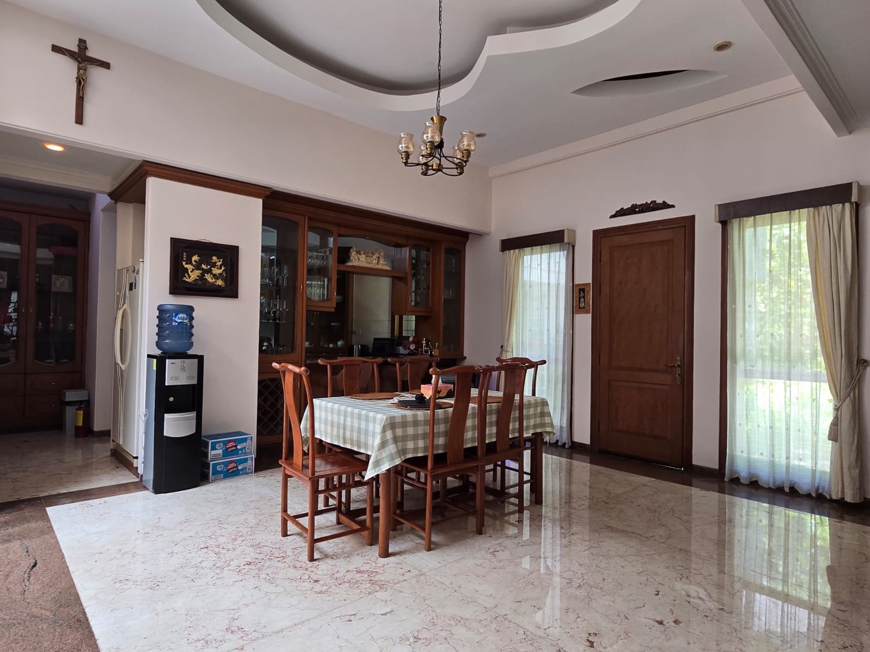 Disewakan Rumah Graha Family Surabaya Barat