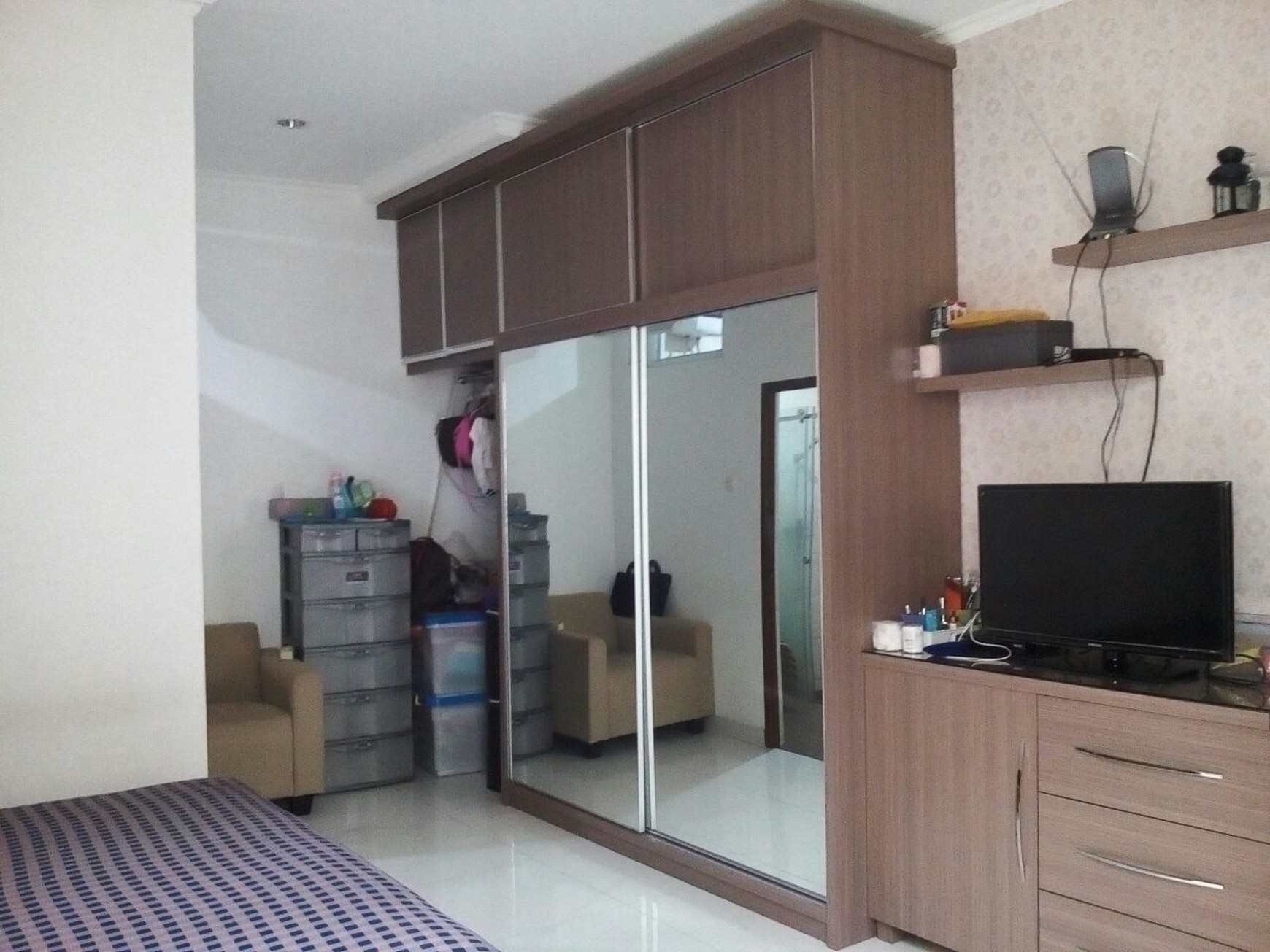 Rumah di Sektor 4 Bintaro Siap Huni Dibangun Setahun yang lalu